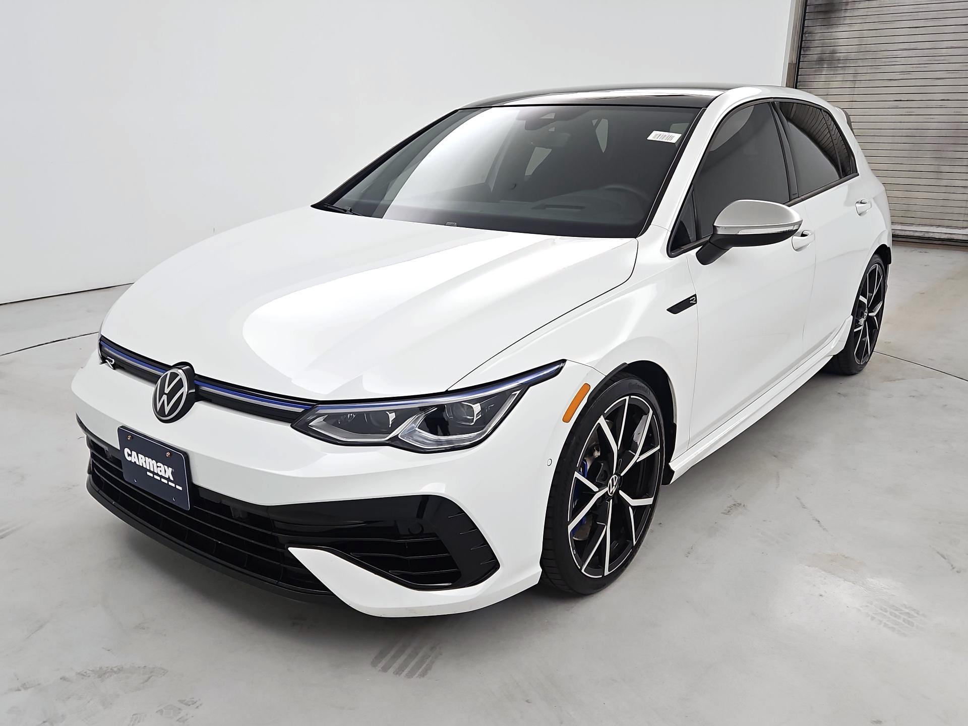Thumbnail: 2023 Volkswagen Golf - 3
