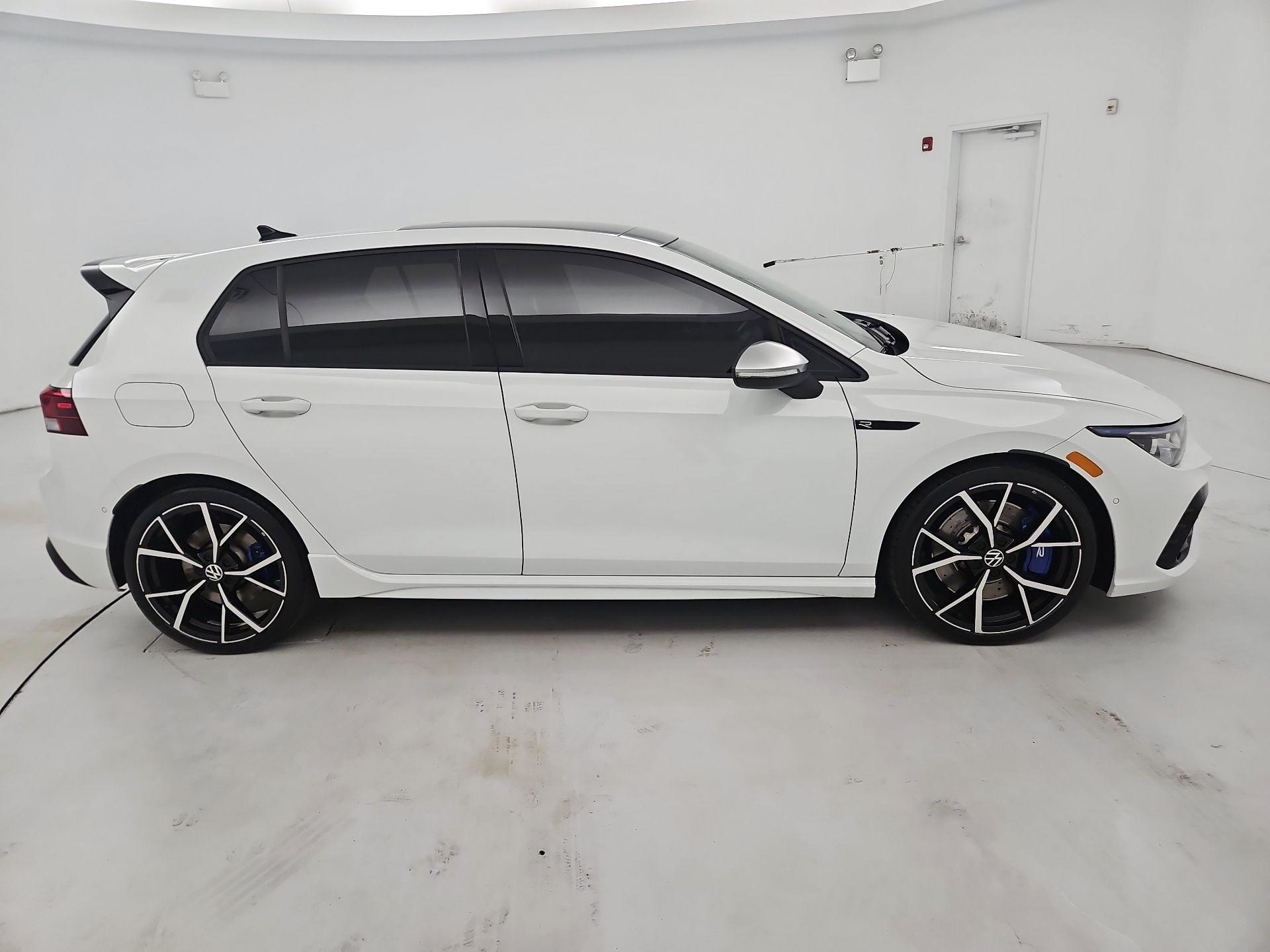 Thumbnail: 2023 Volkswagen Golf - 4