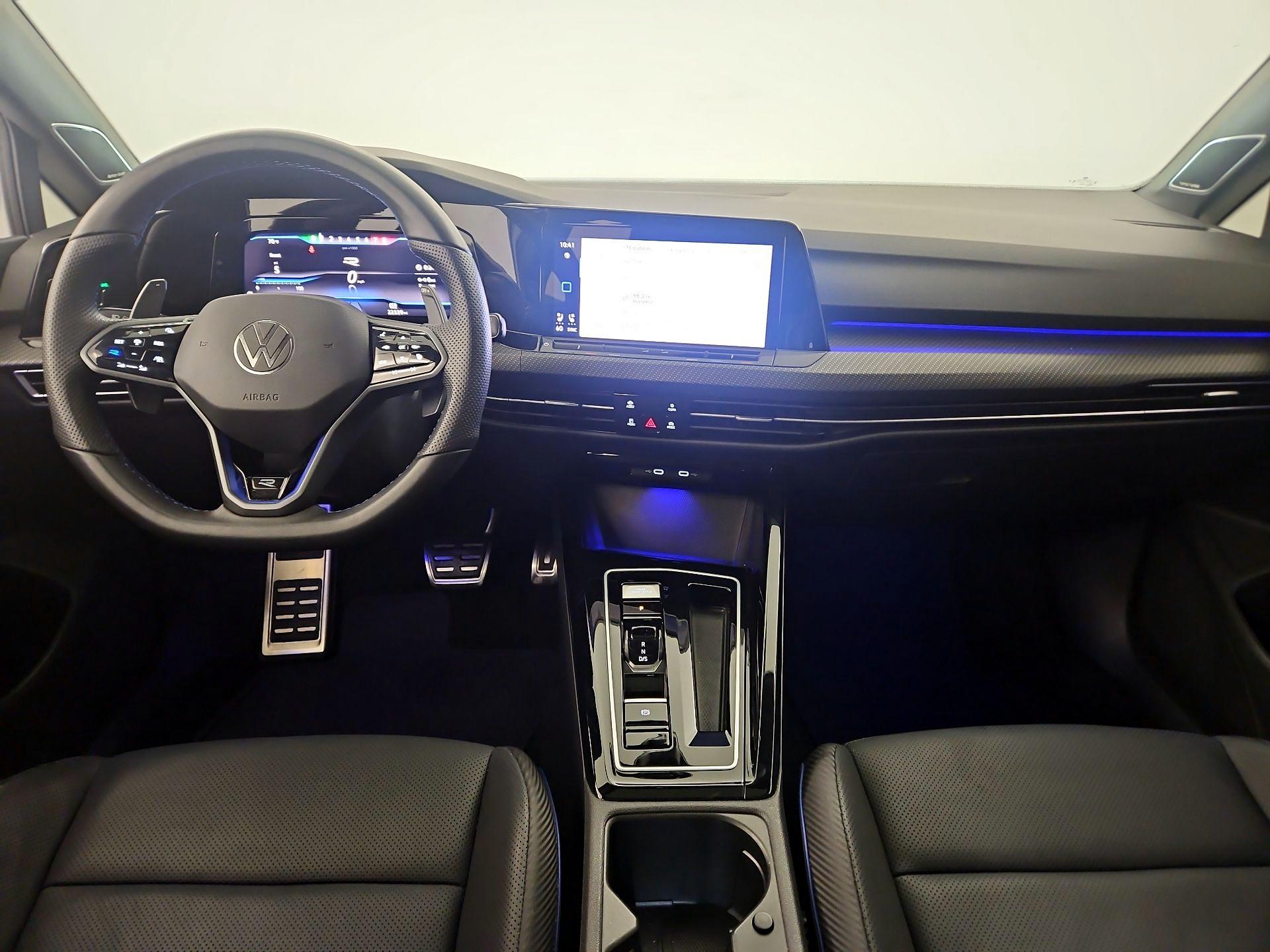 Thumbnail: 2023 Volkswagen Golf - 8