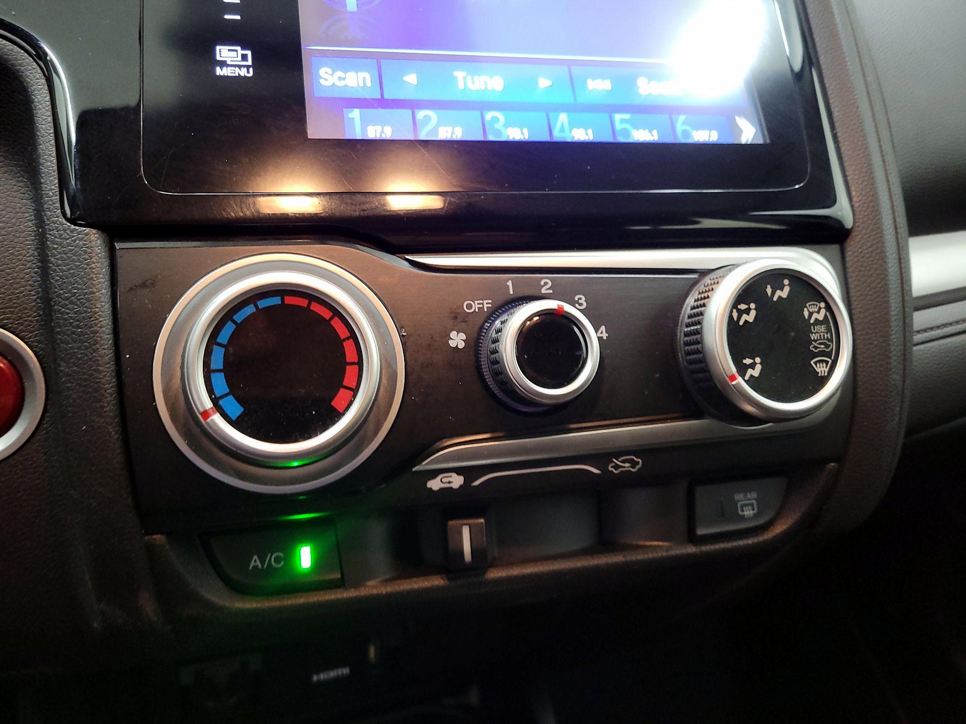Thumbnail: 2016 Honda Fit - 16