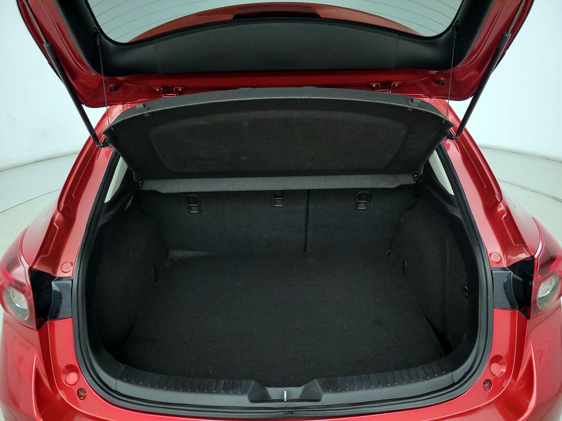 Thumbnail: 2017 Mazda Mazda3 - 20