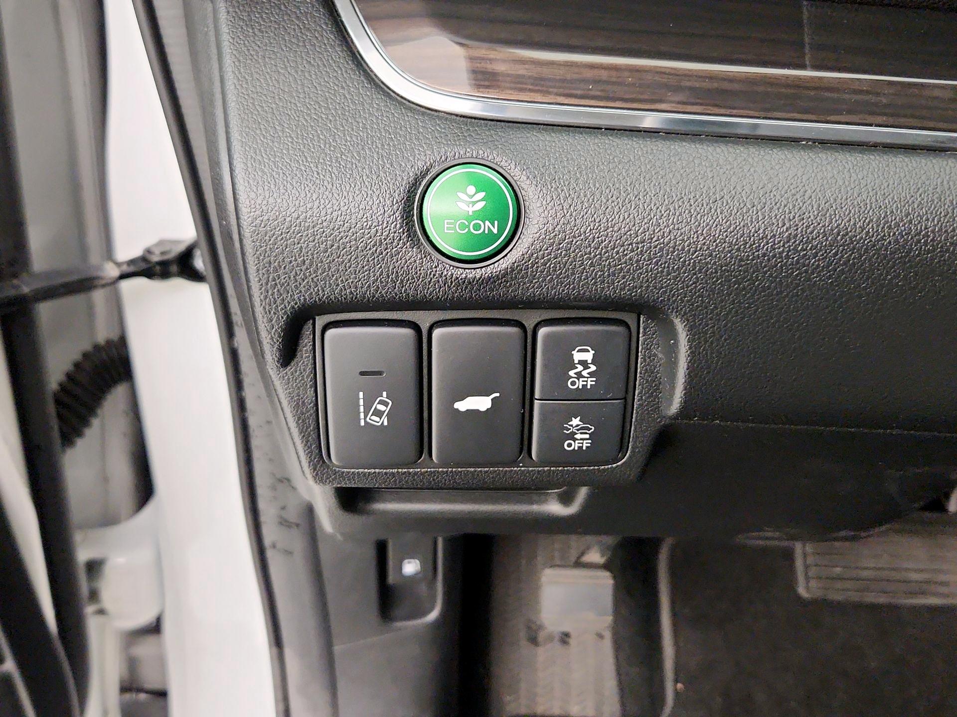 Thumbnail: 2016 Honda CR-V - 13