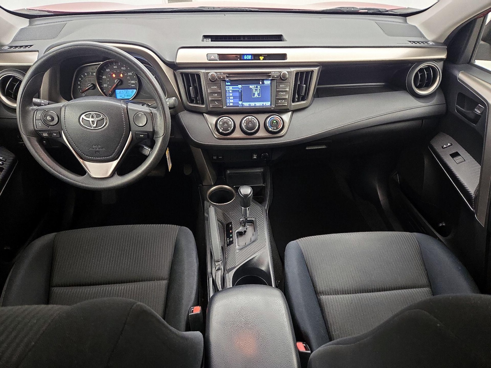 2014 Toyota RAV4 LE - Photo 10