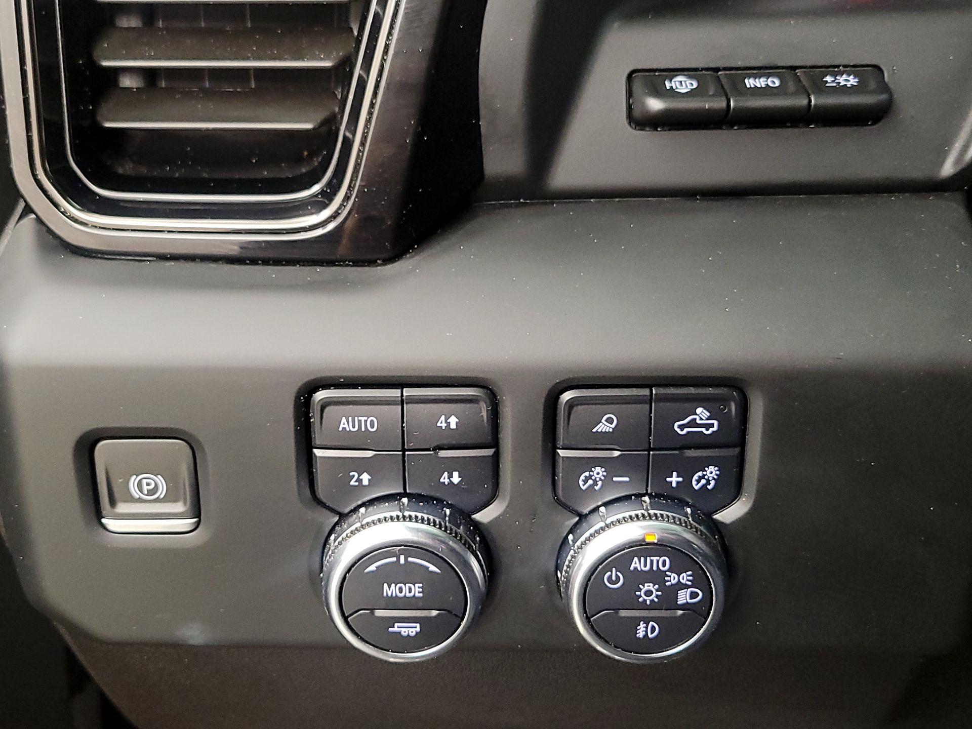 Thumbnail: 2024 GMC Sierra 2500 - 13
