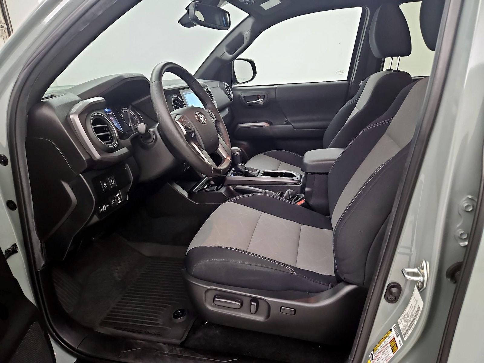 2023 Toyota Tacoma TRD Sport - Photo 12