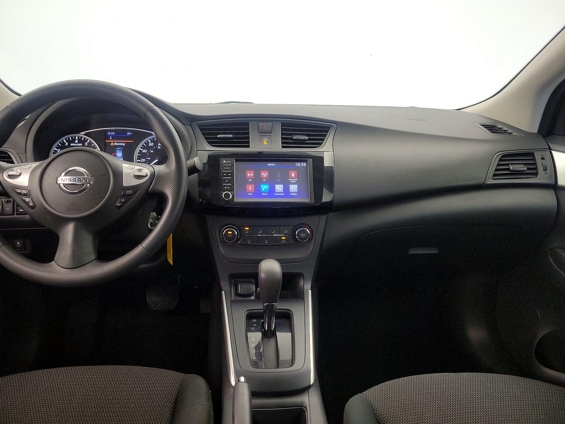 Thumbnail: 2019 Nissan Sentra - 9