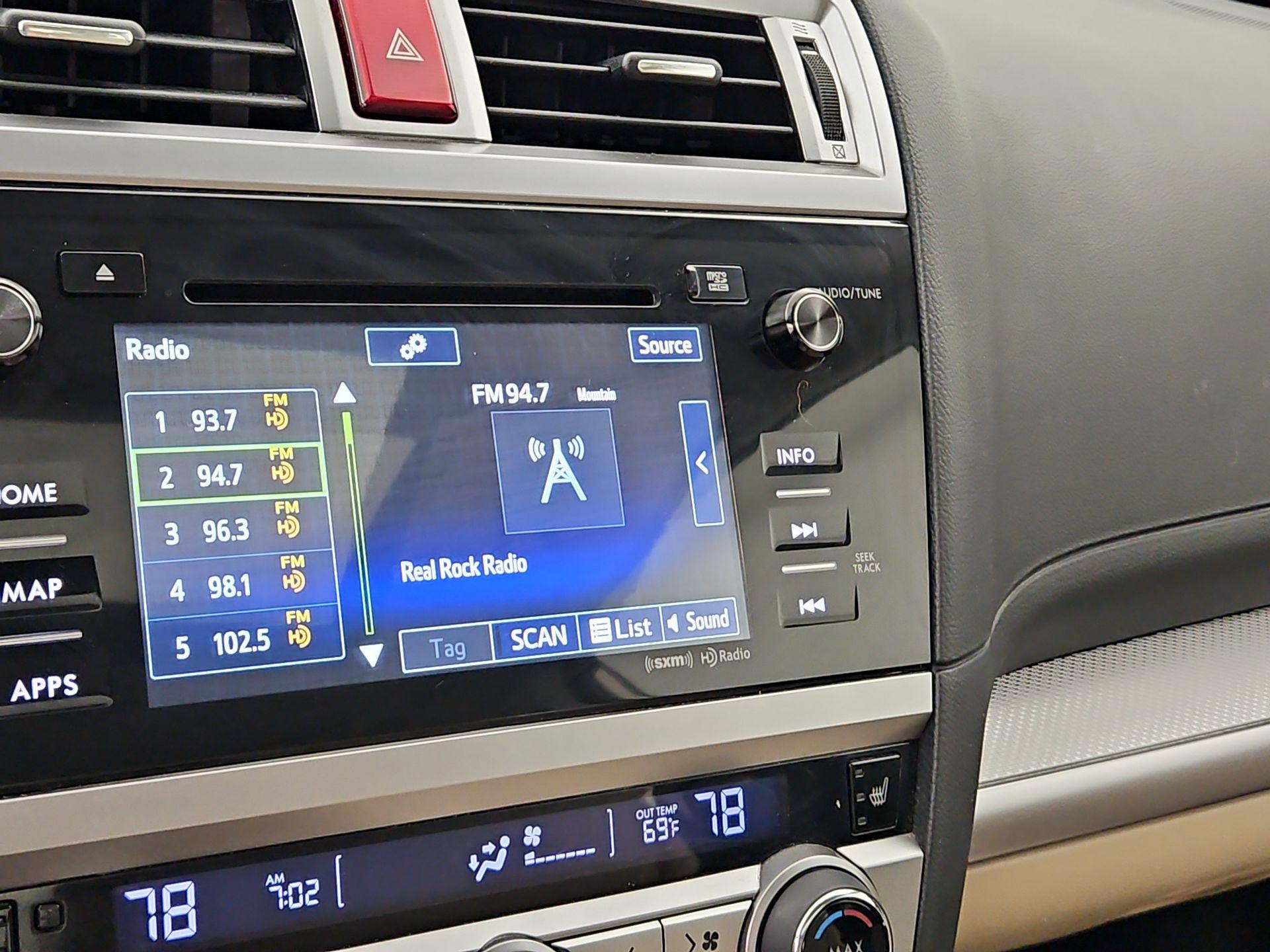 Thumbnail: 2015 Subaru Legacy - 16
