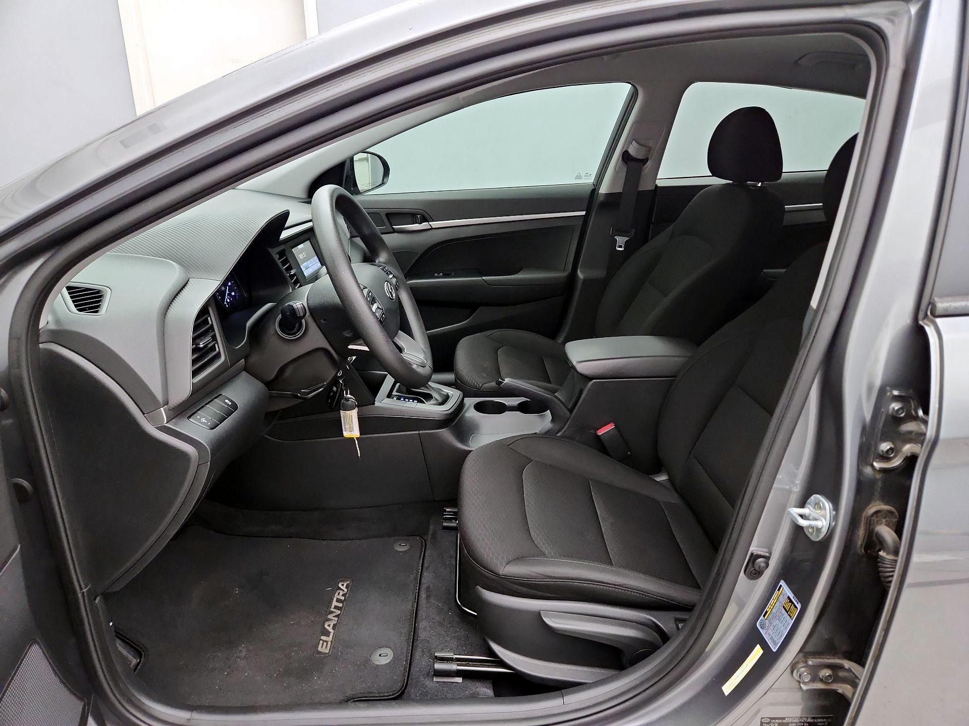 Thumbnail: 2019 Hyundai Elantra - 11