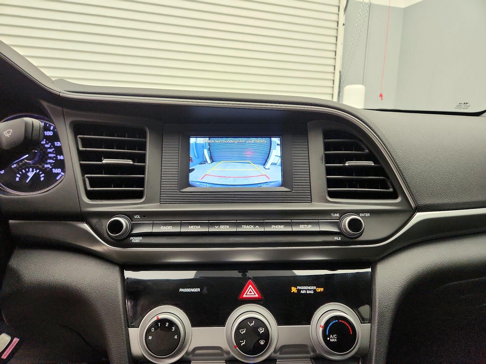 Thumbnail: 2019 Hyundai Elantra - 14