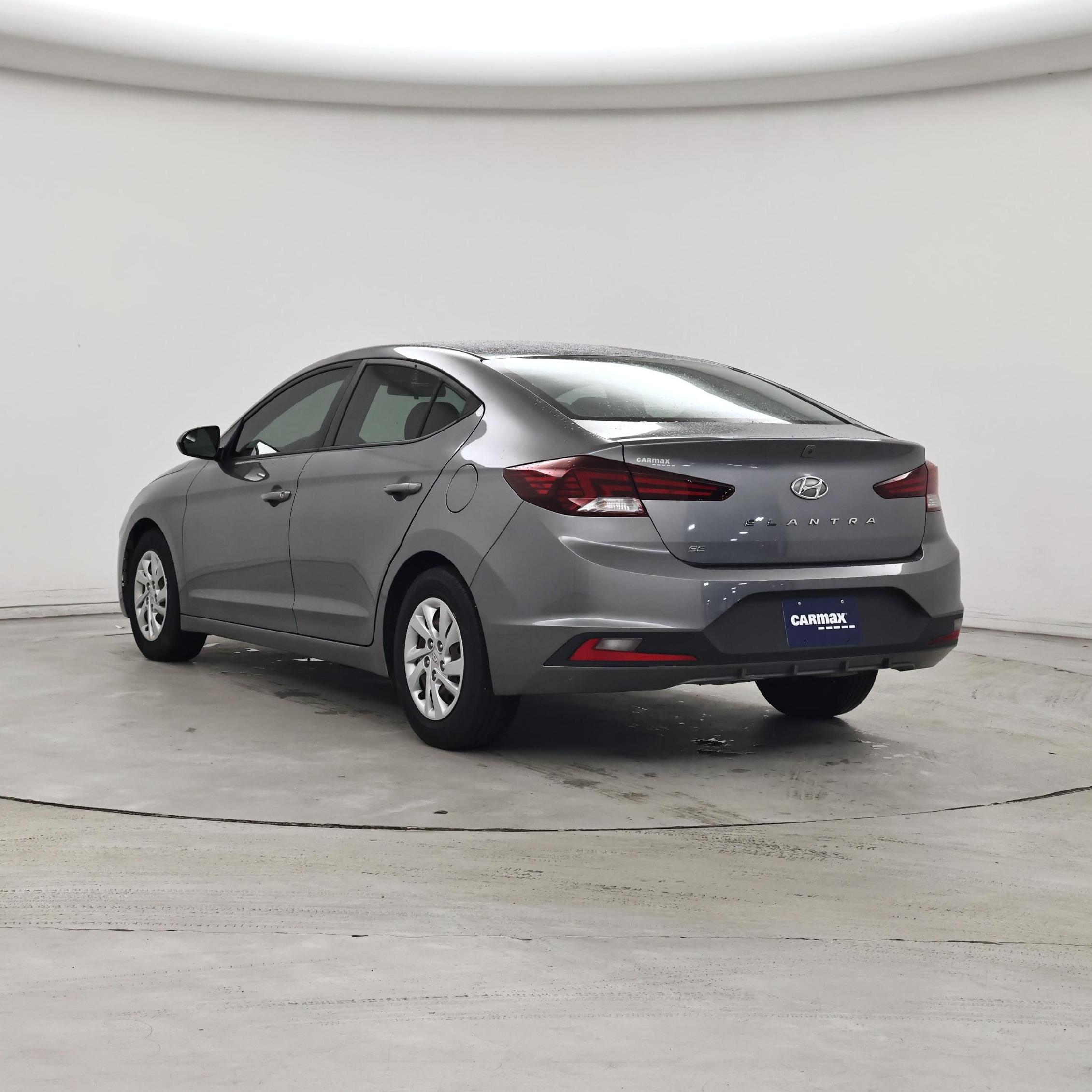 Thumbnail: 2019 Hyundai Elantra - 2