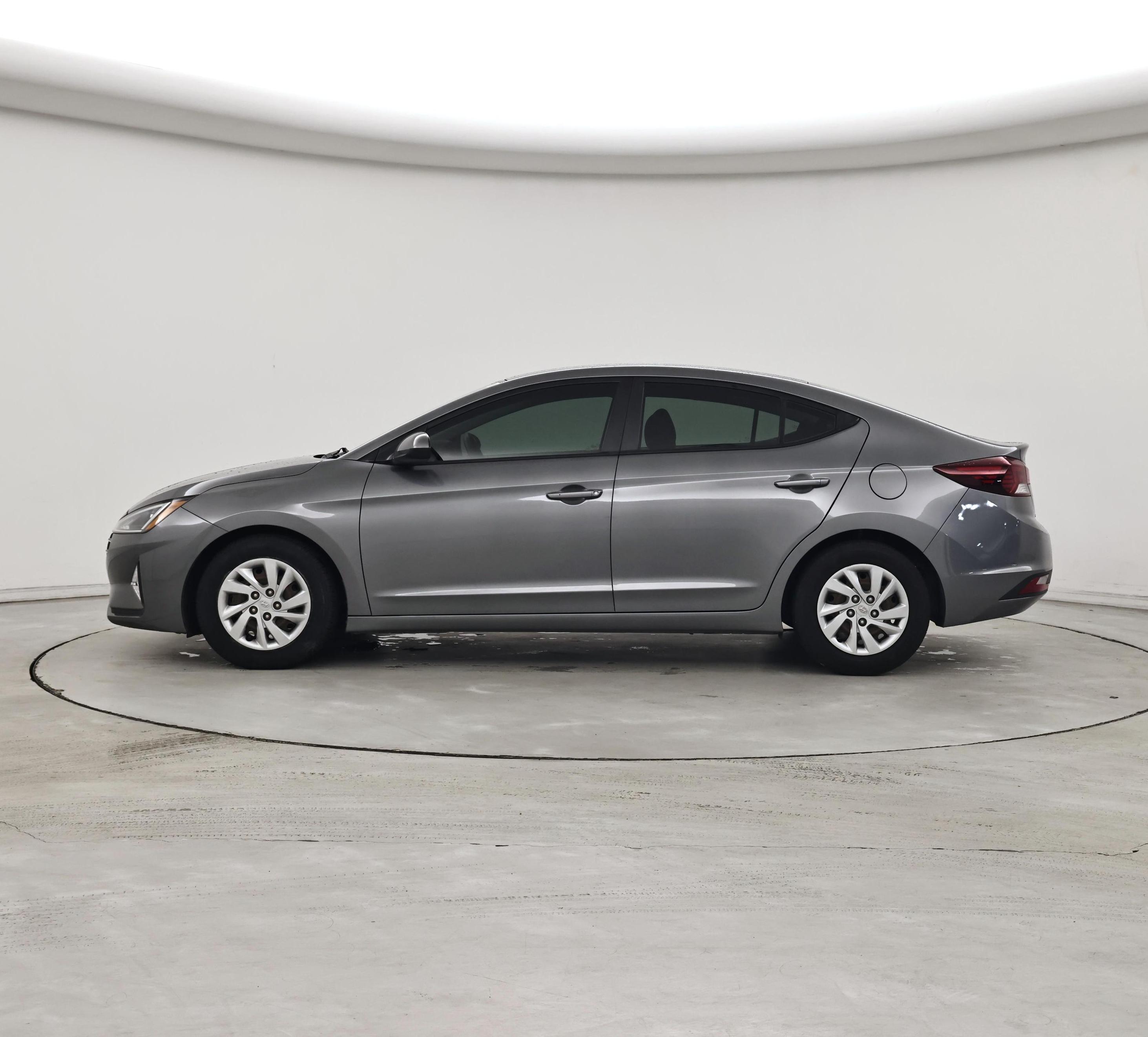 Thumbnail: 2019 Hyundai Elantra - 3