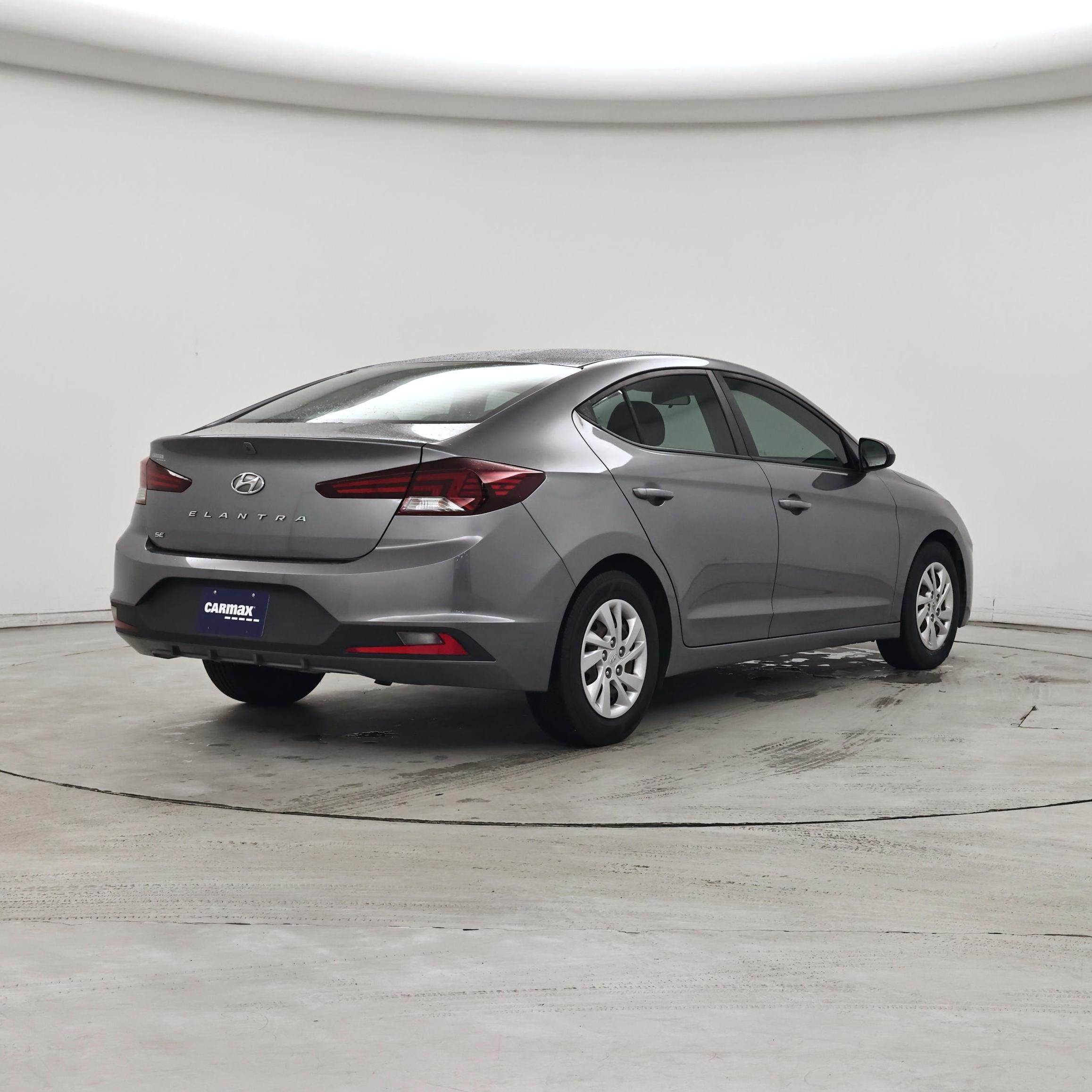 Thumbnail: 2019 Hyundai Elantra - 8