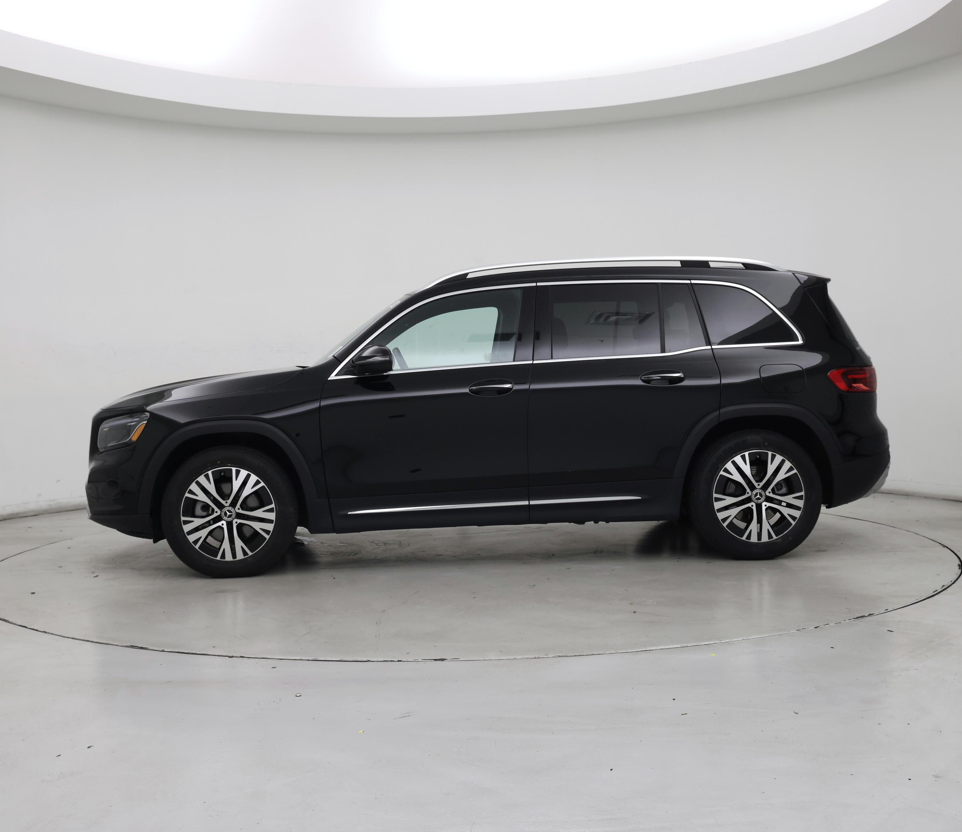 Thumbnail: 2024 Mercedes-Benz GLB - 3
