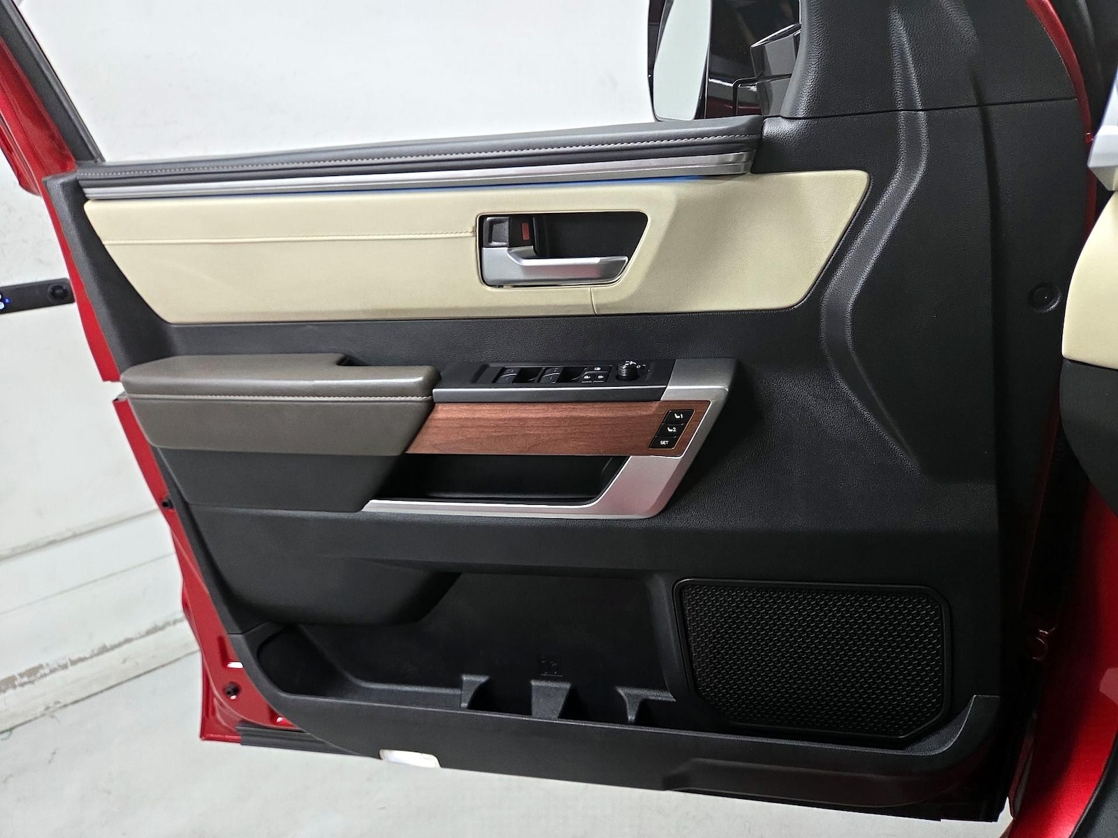 2024 Toyota Tundra 1794 Edition - Photo 13