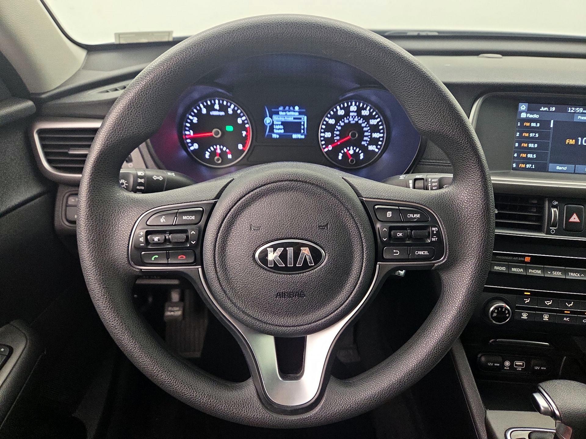 Thumbnail: 2018 Kia Optima - 10