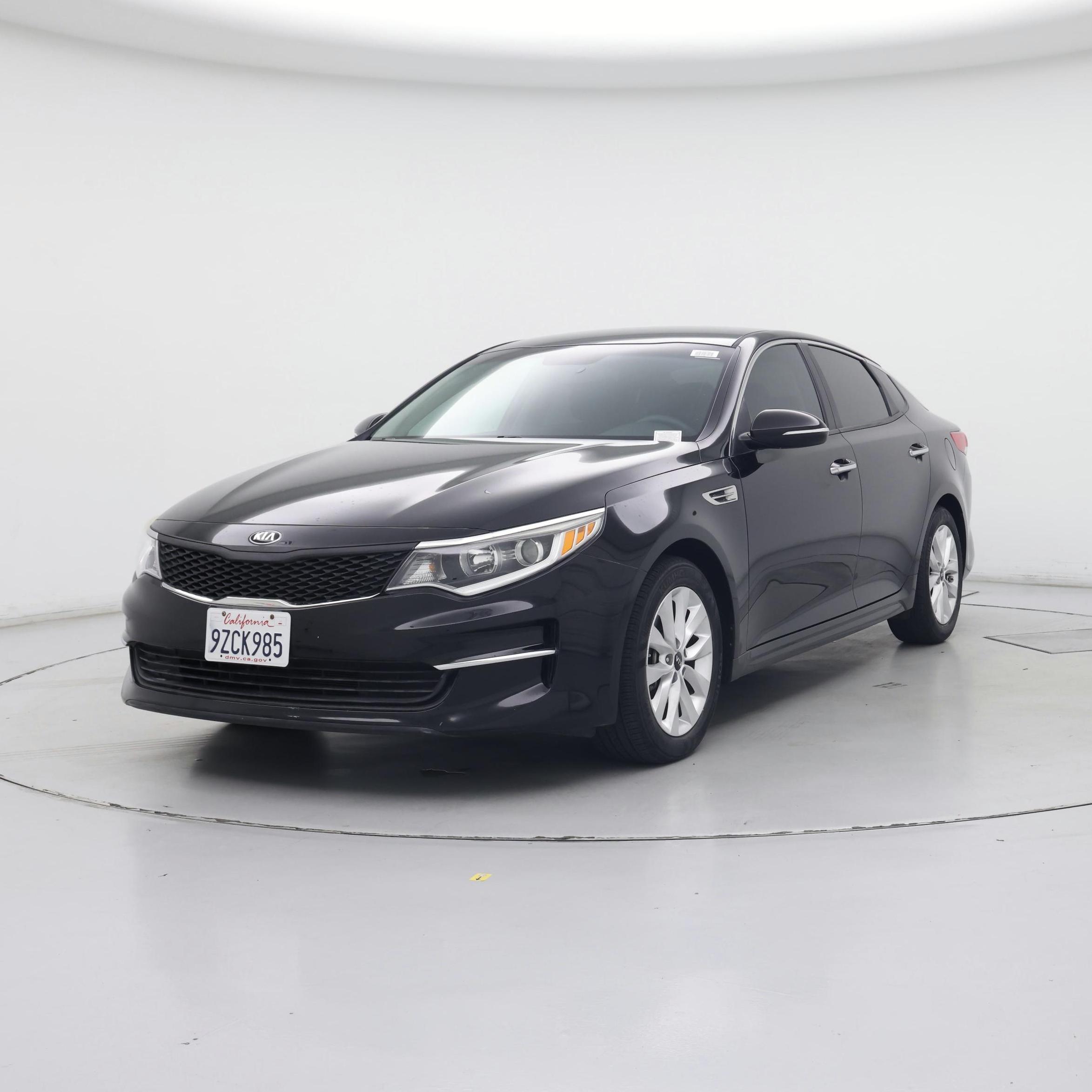 Thumbnail: 2018 Kia Optima - 4