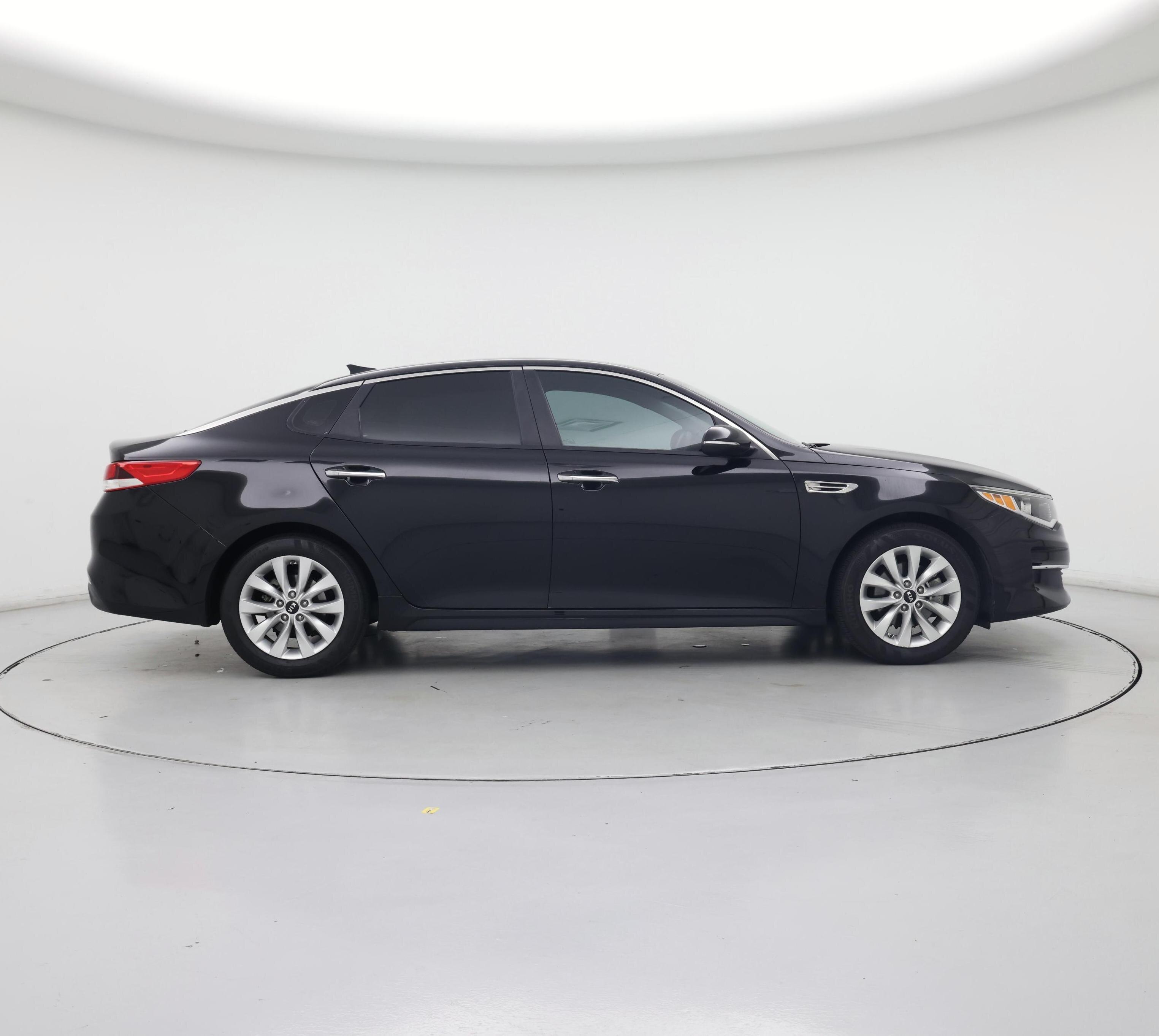Thumbnail: 2018 Kia Optima - 7