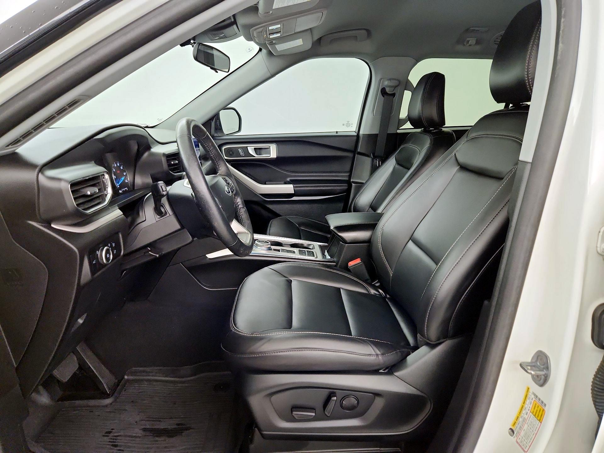 Thumbnail: 2023 Ford Explorer - 11