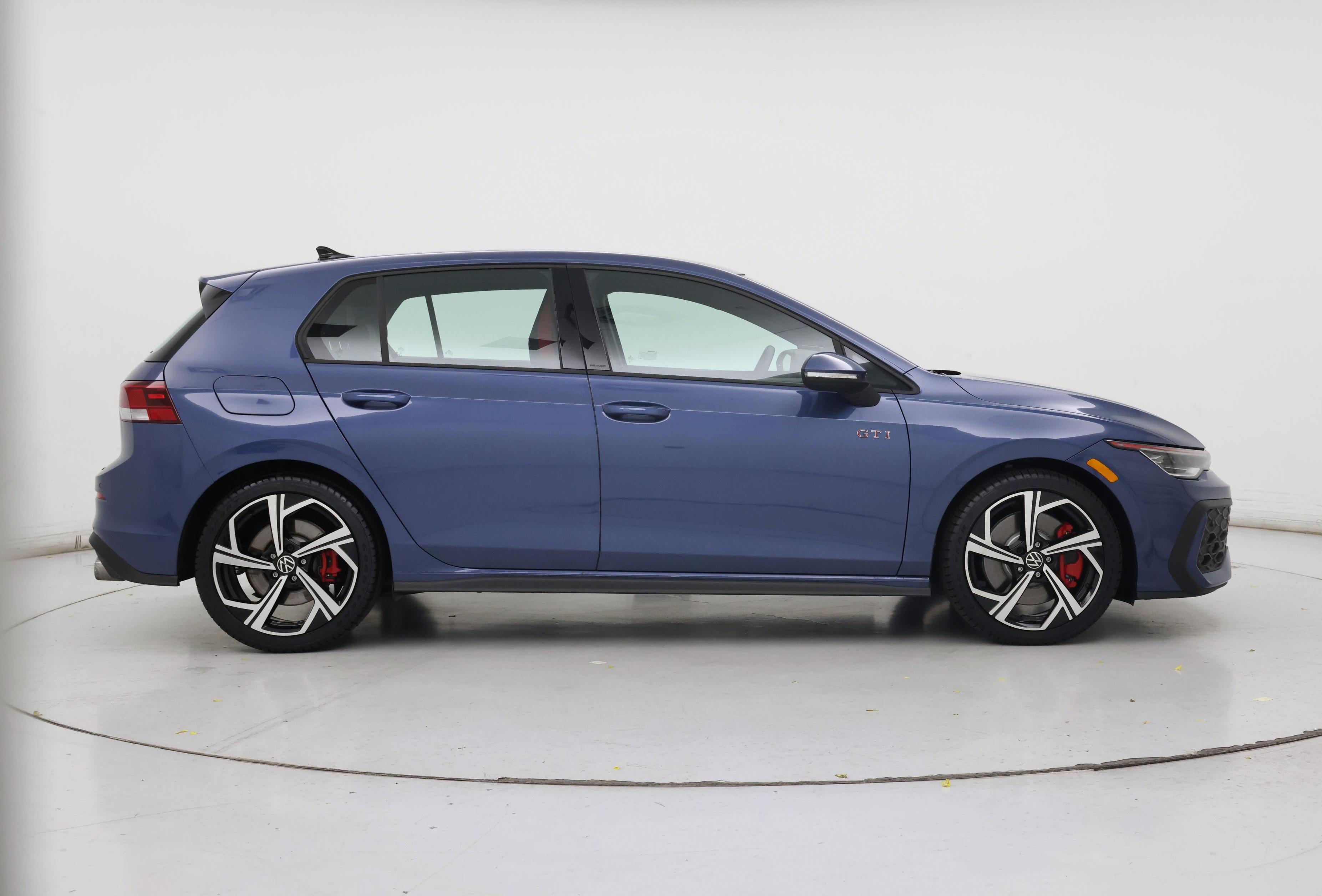 Thumbnail: 2025 Volkswagen Golf - 7