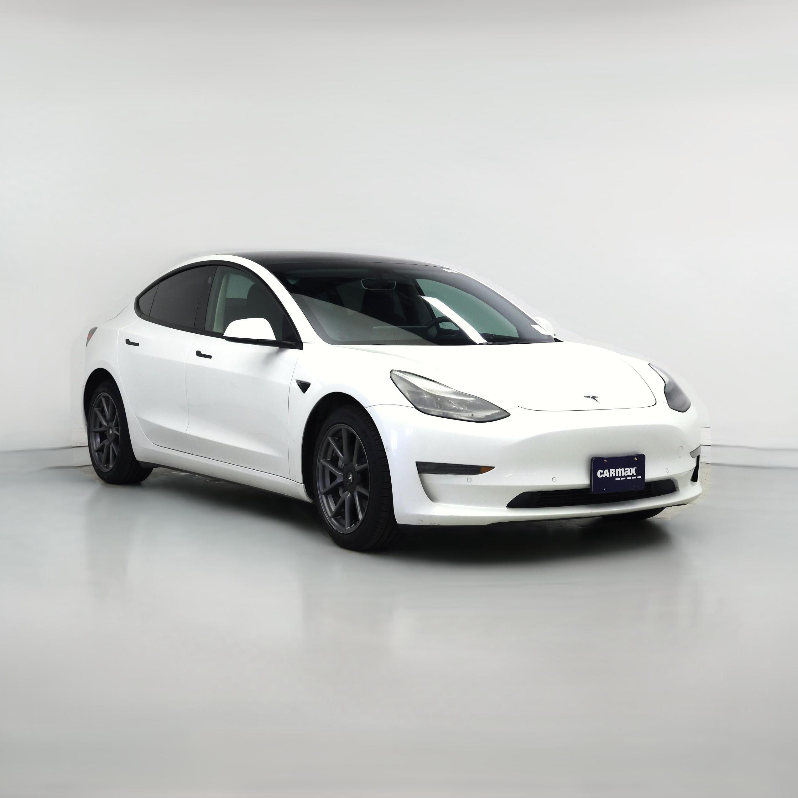Thumbnail: 2022 Tesla Model 3 - 1