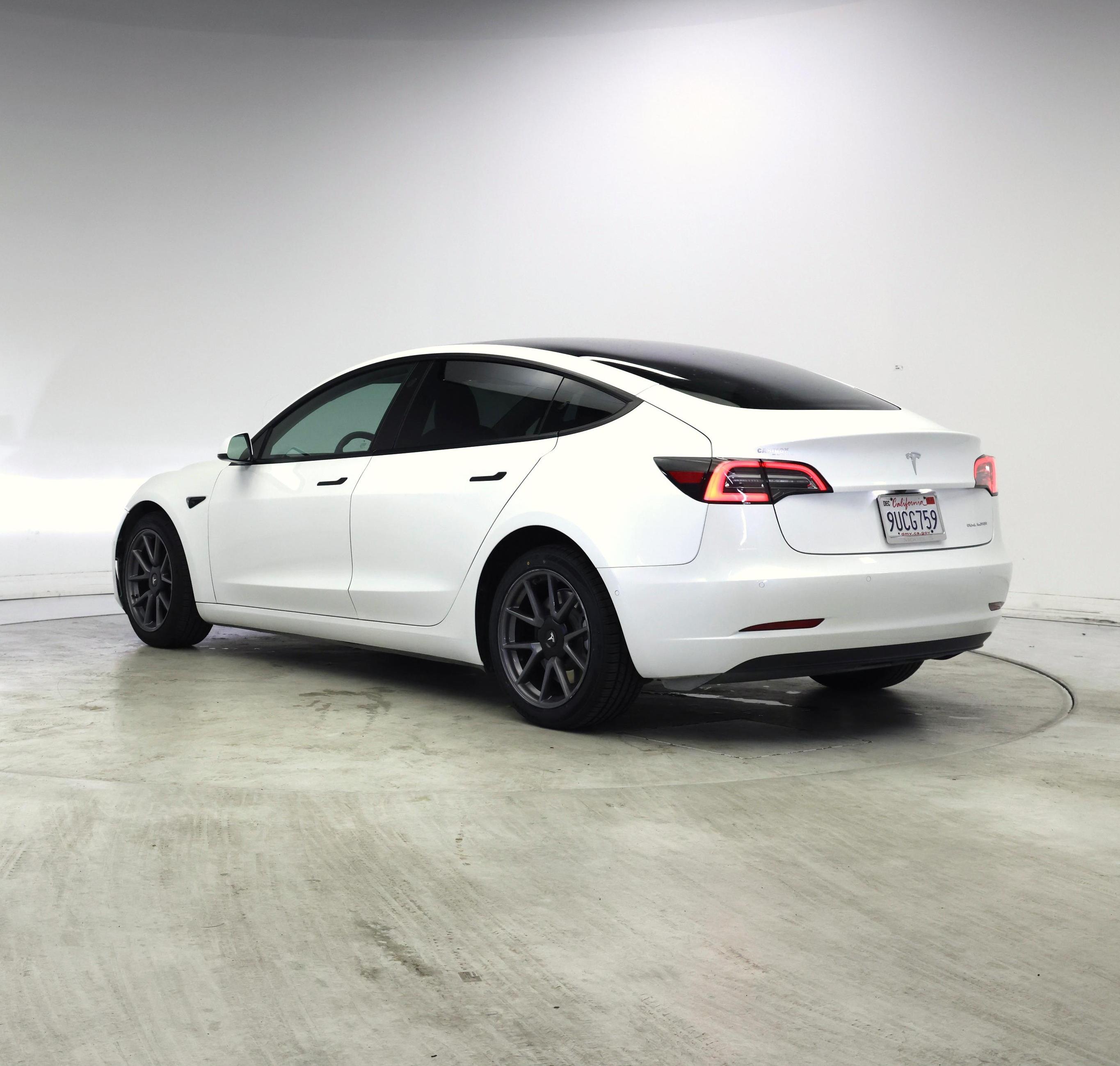 Thumbnail: 2022 Tesla Model 3 - 2