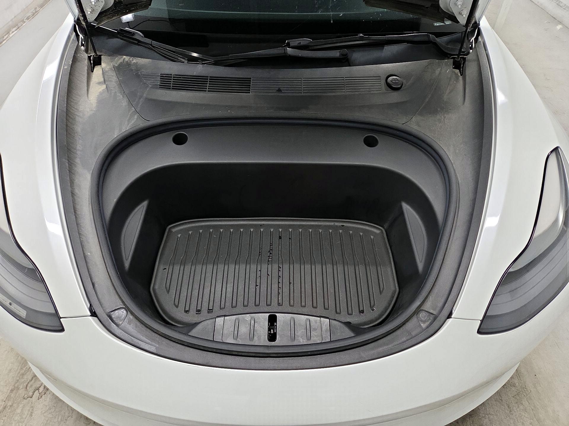 Thumbnail: 2022 Tesla Model 3 - 19