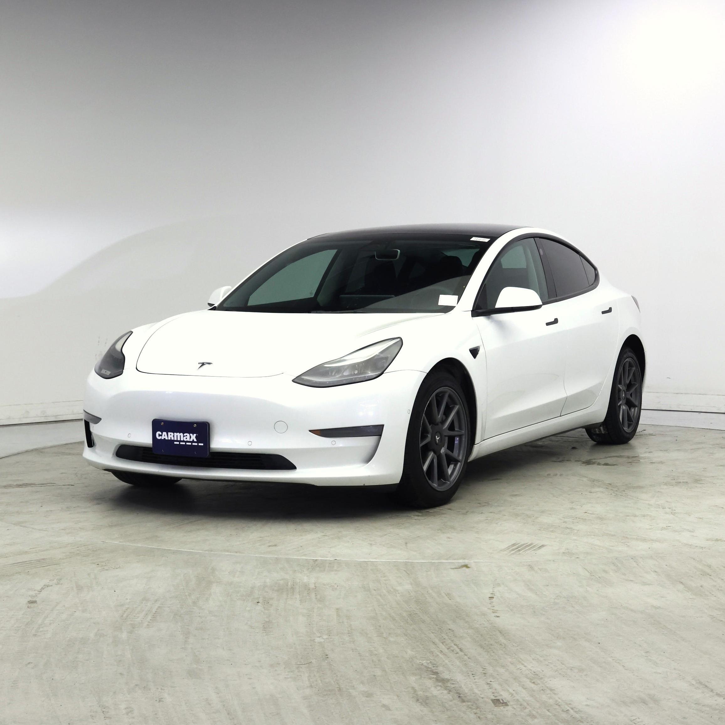 Thumbnail: 2022 Tesla Model 3 - 4
