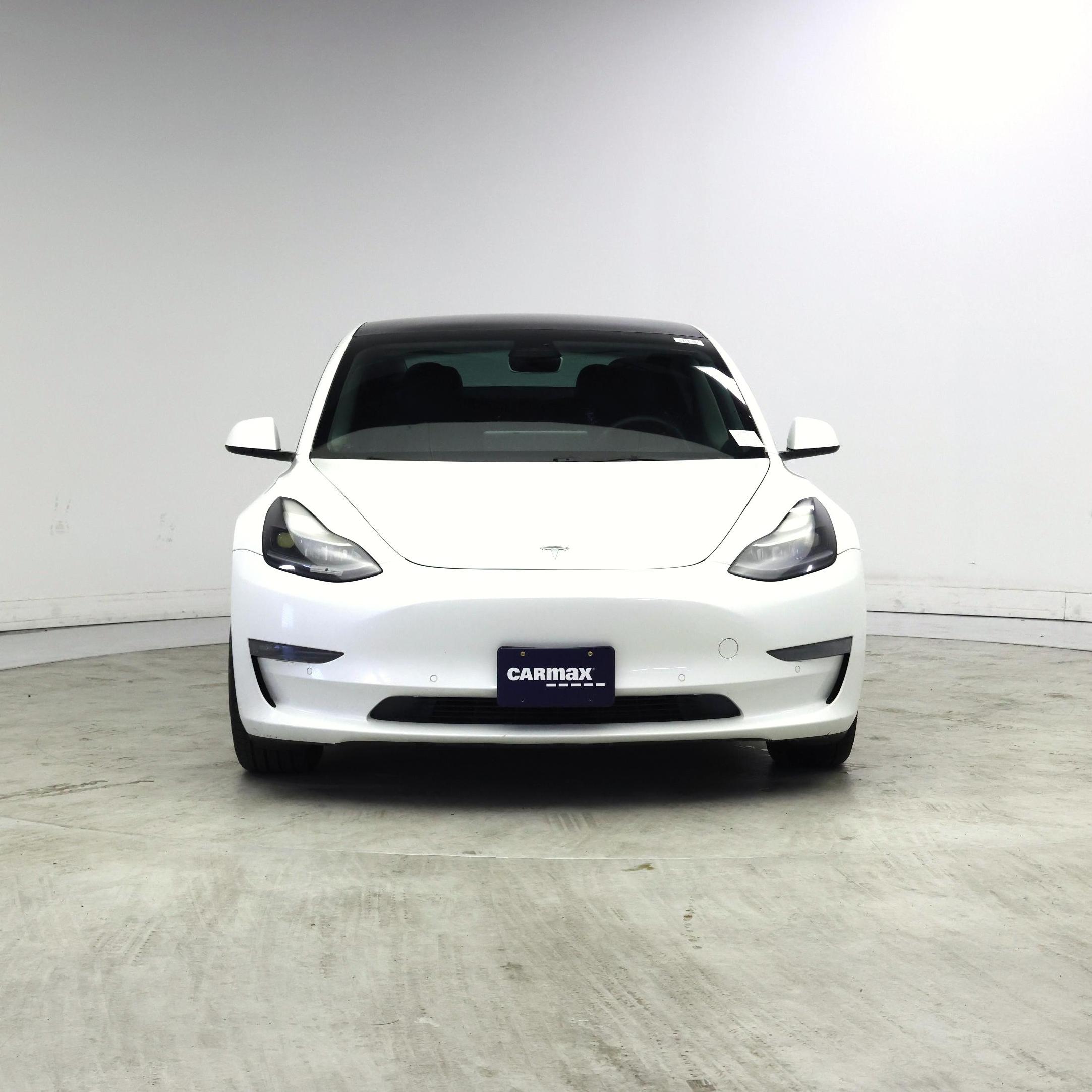 Thumbnail: 2022 Tesla Model 3 - 5