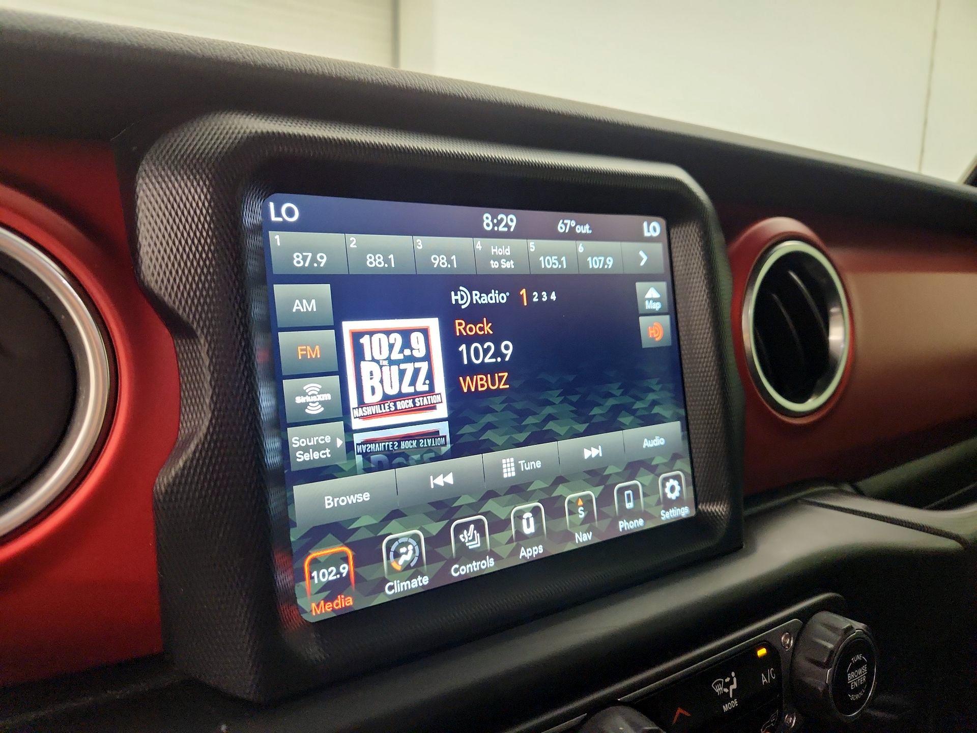 Thumbnail: 2020 Jeep Wrangler - 15