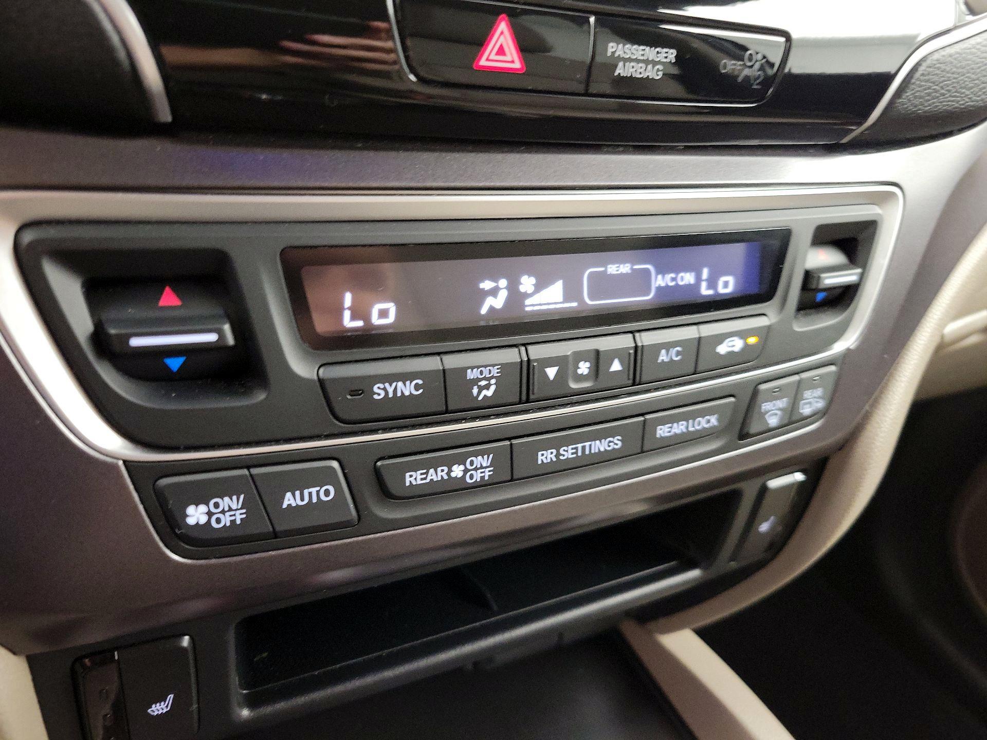 Thumbnail: 2021 Honda Pilot - 16