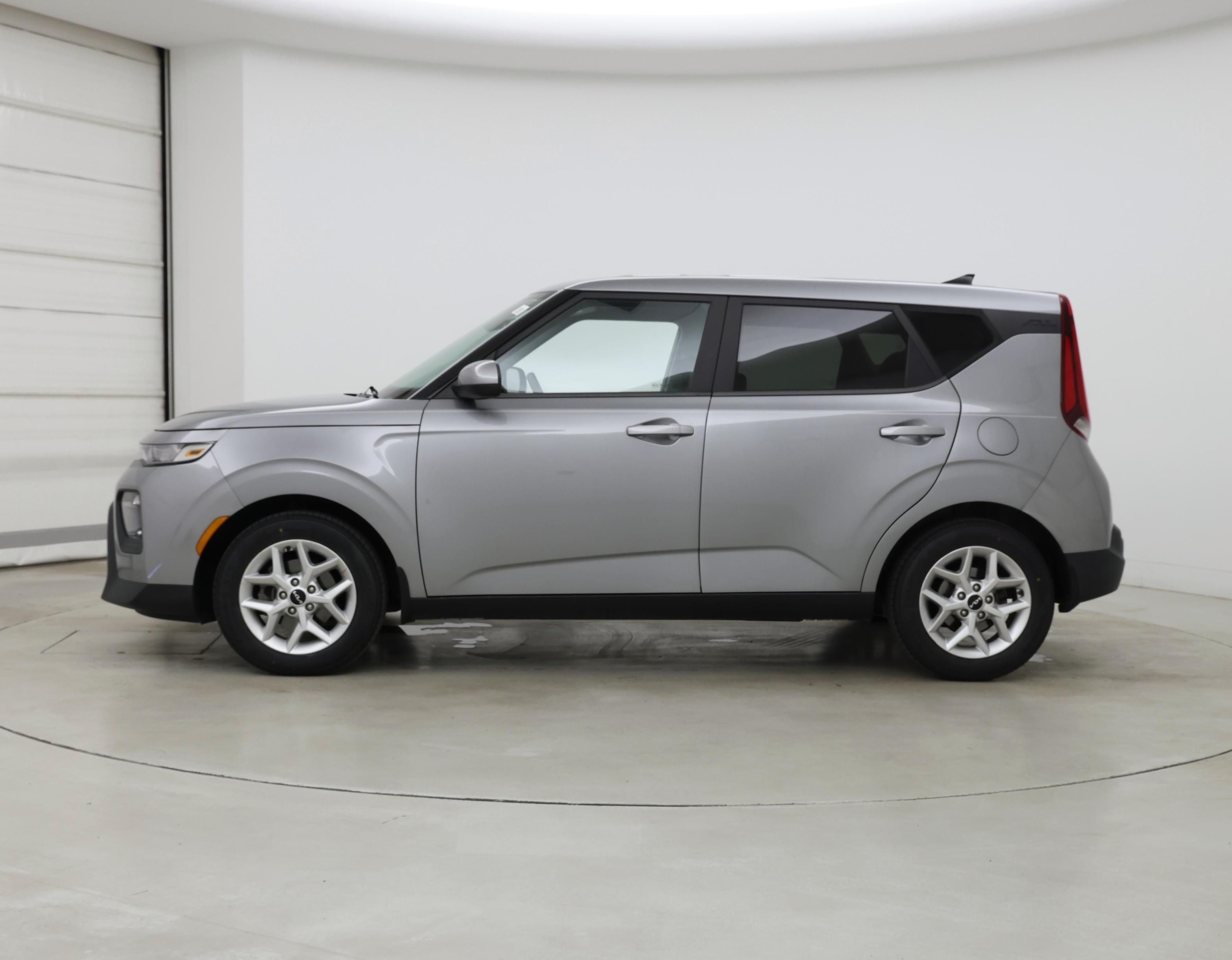 Thumbnail: 2022 Kia Soul - 3