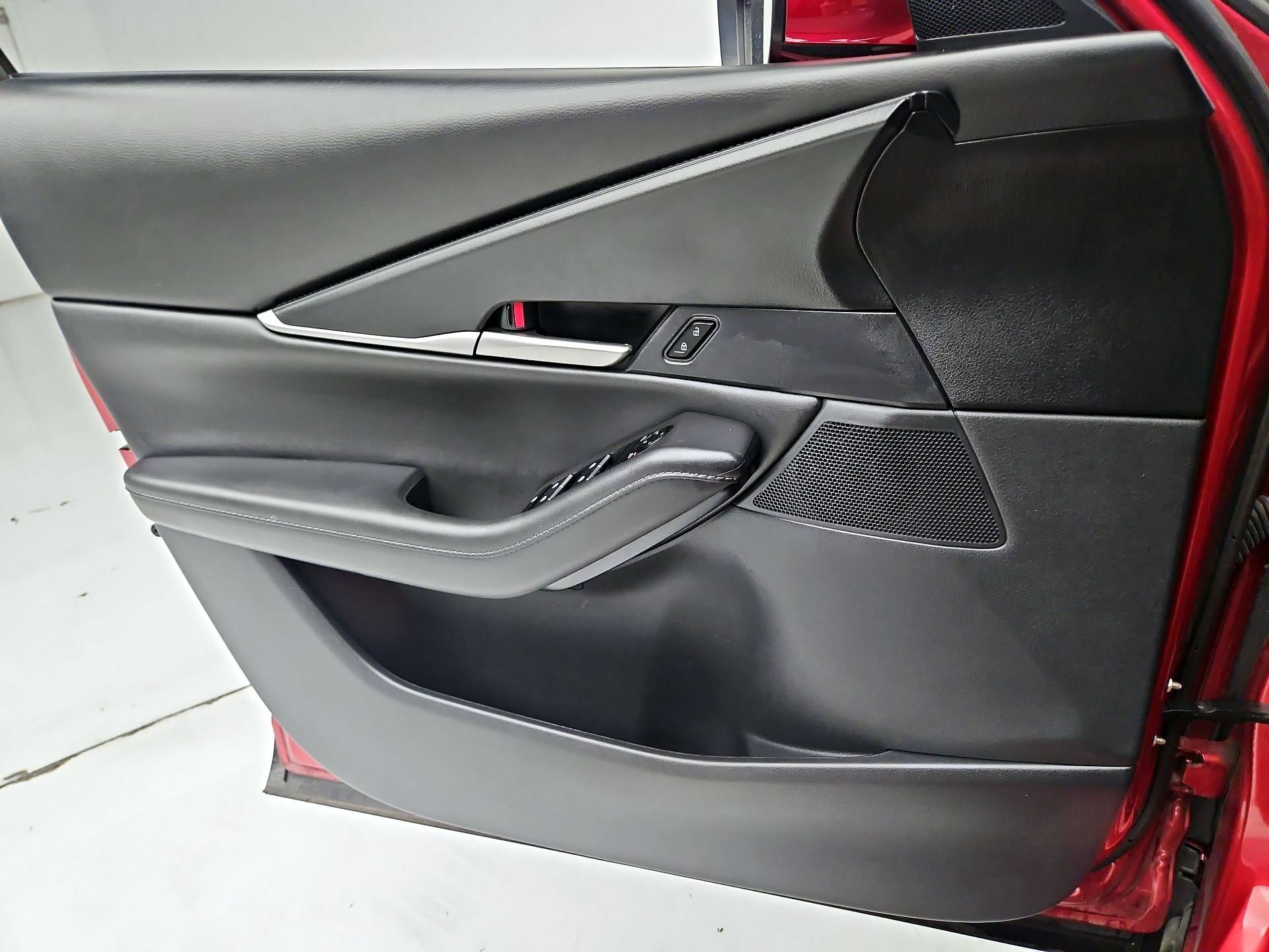 Thumbnail: 2022 Mazda CX-30 - 12