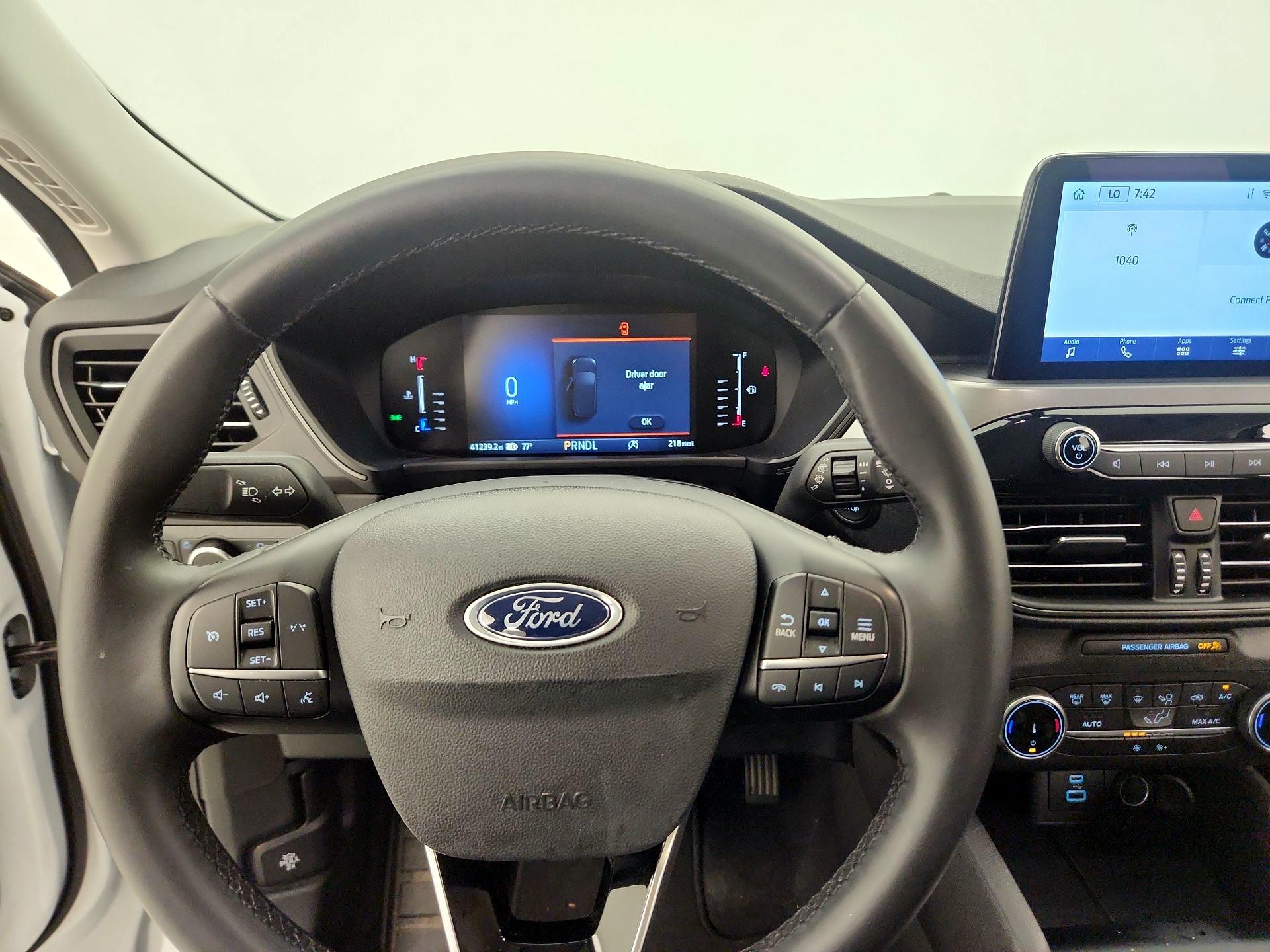 Thumbnail: 2023 Ford Escape - 10