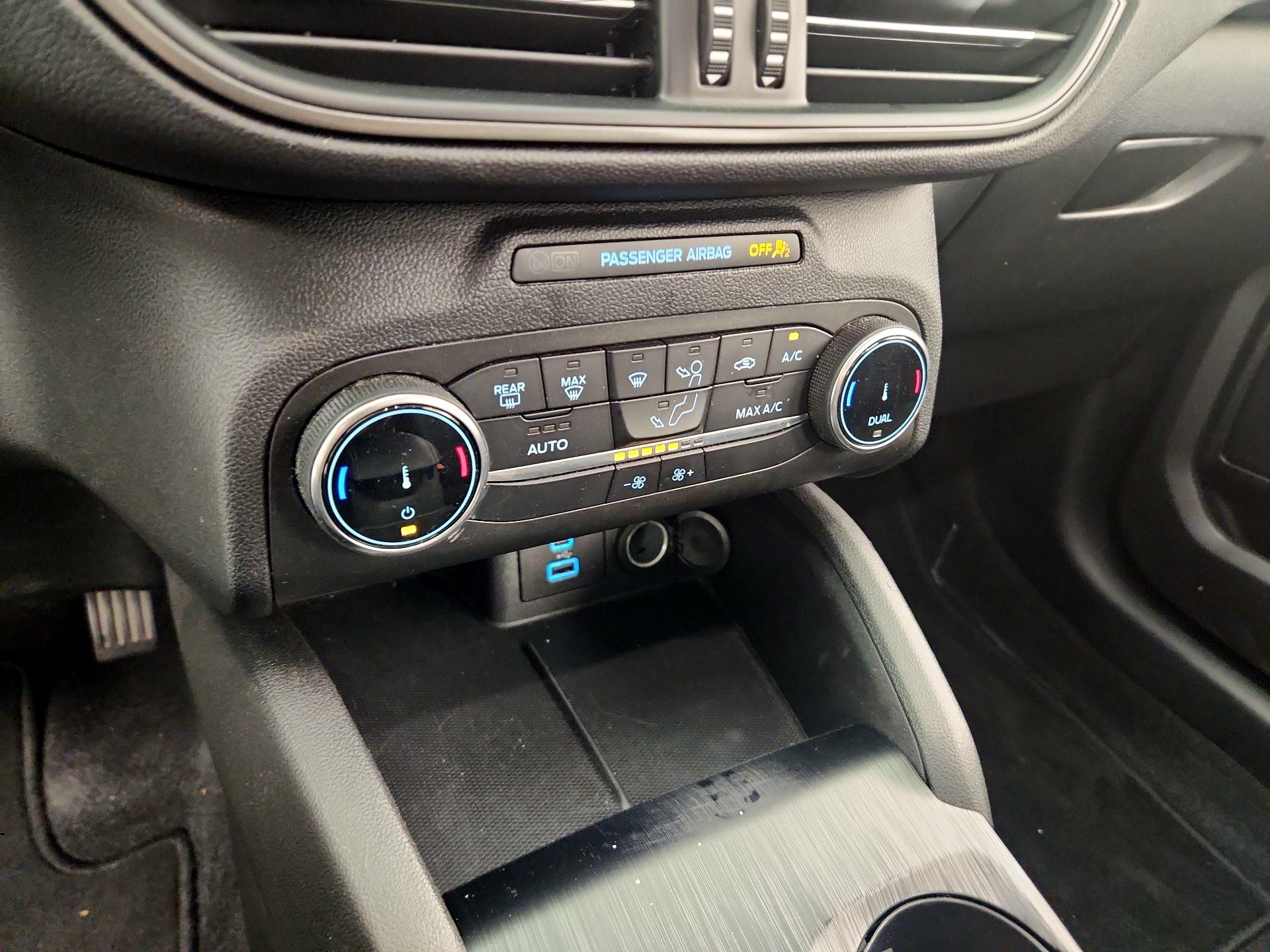 Thumbnail: 2023 Ford Escape - 16