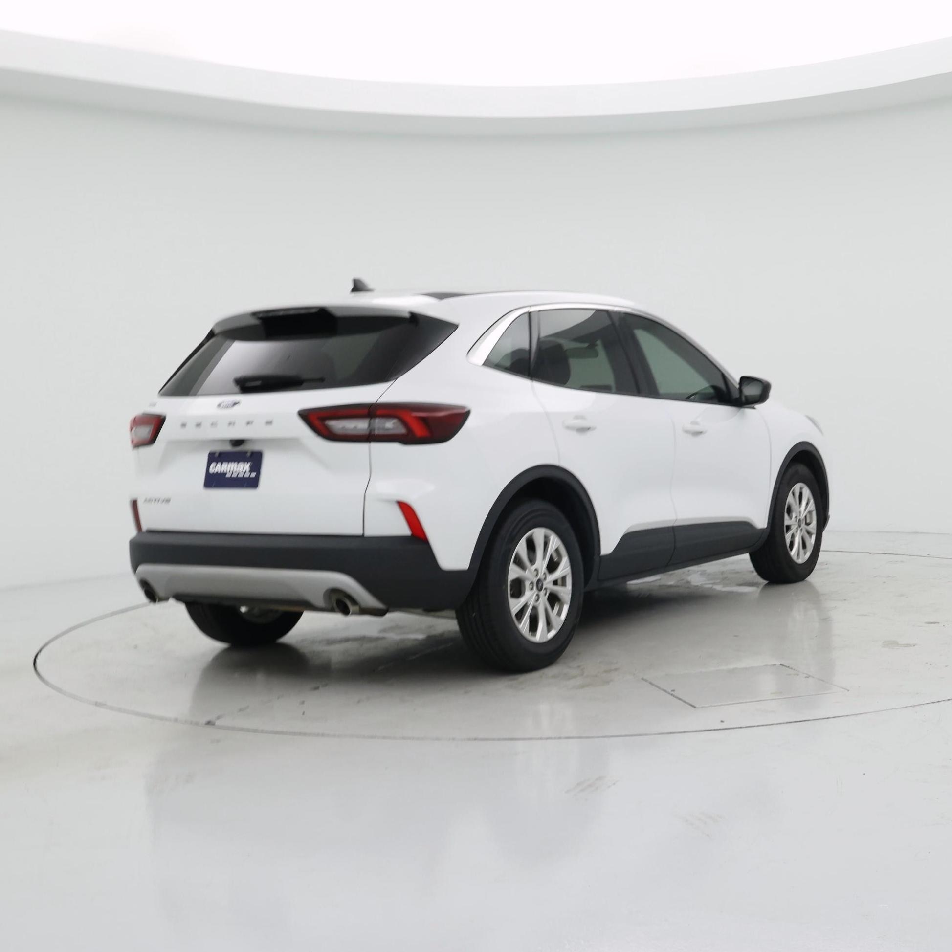 Thumbnail: 2023 Ford Escape - 8