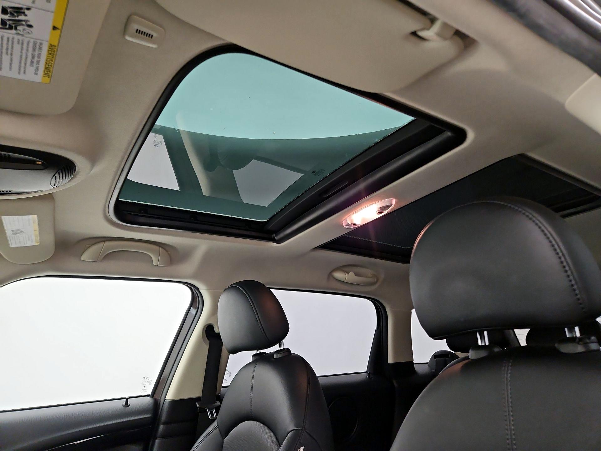 Thumbnail: 2015 MINI Cooper Countryman - 17