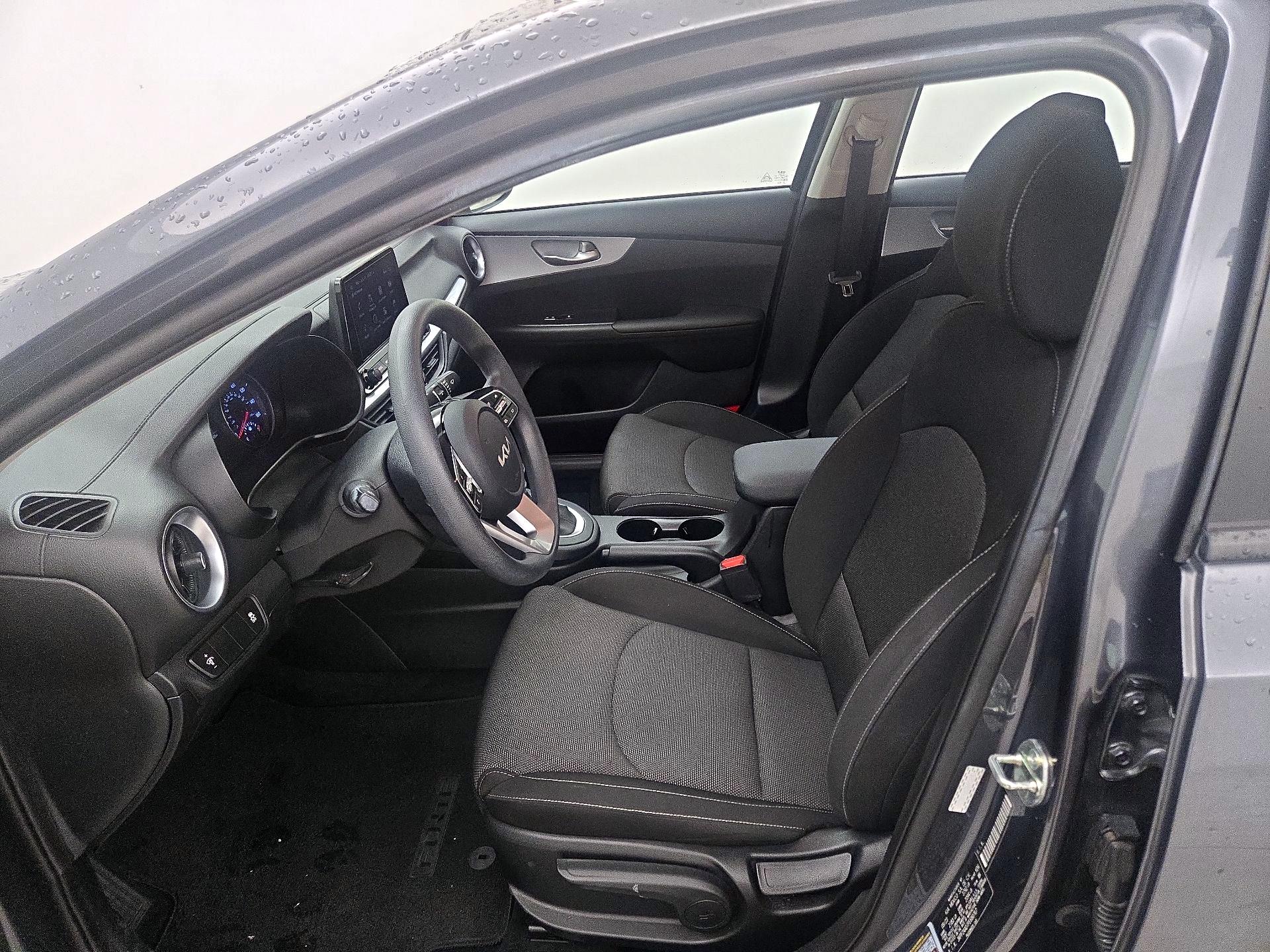 Thumbnail: 2023 Kia Forte - 11