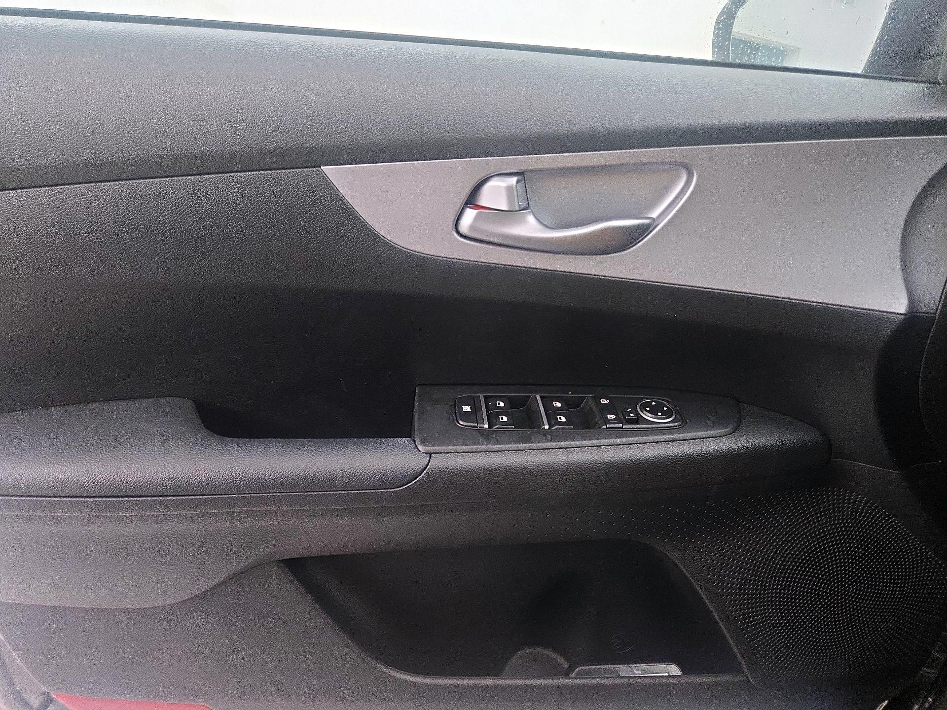 Thumbnail: 2023 Kia Forte - 12
