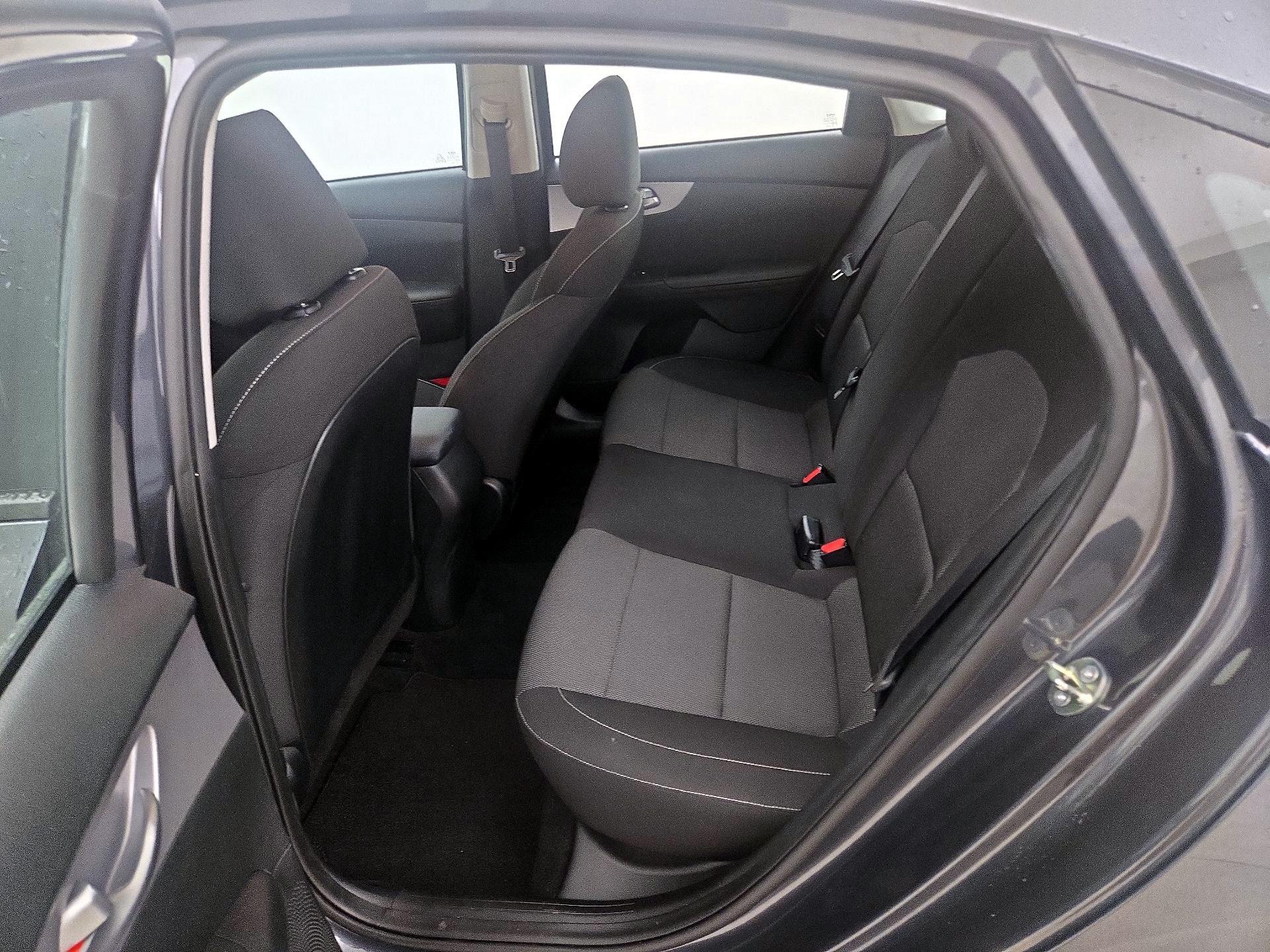 Thumbnail: 2023 Kia Forte - 19