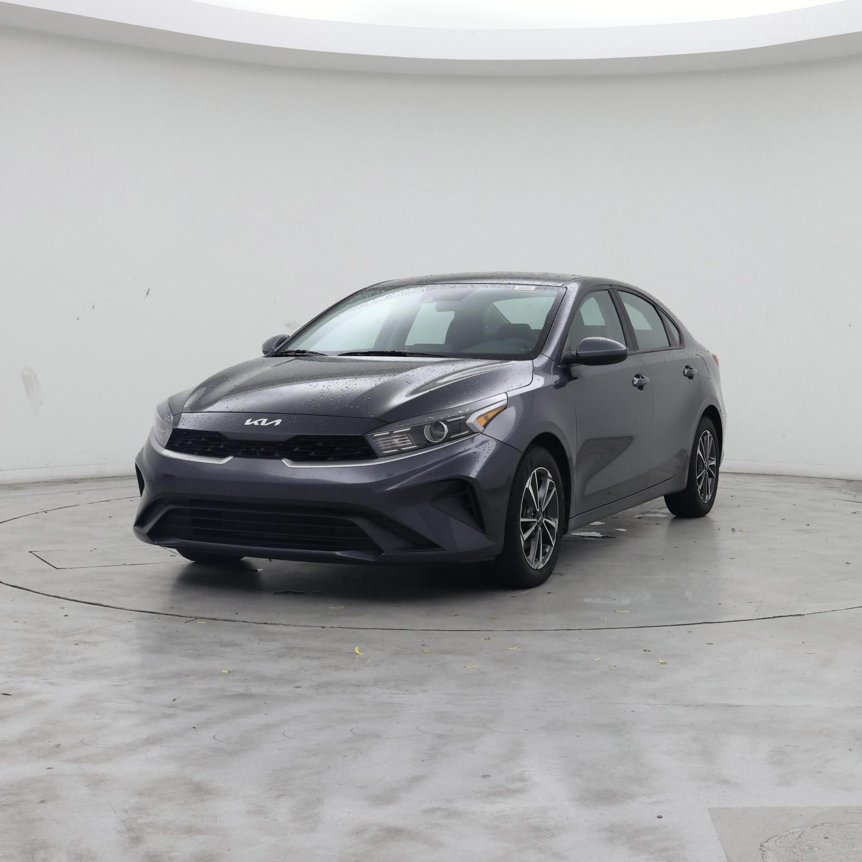 Thumbnail: 2023 Kia Forte - 4