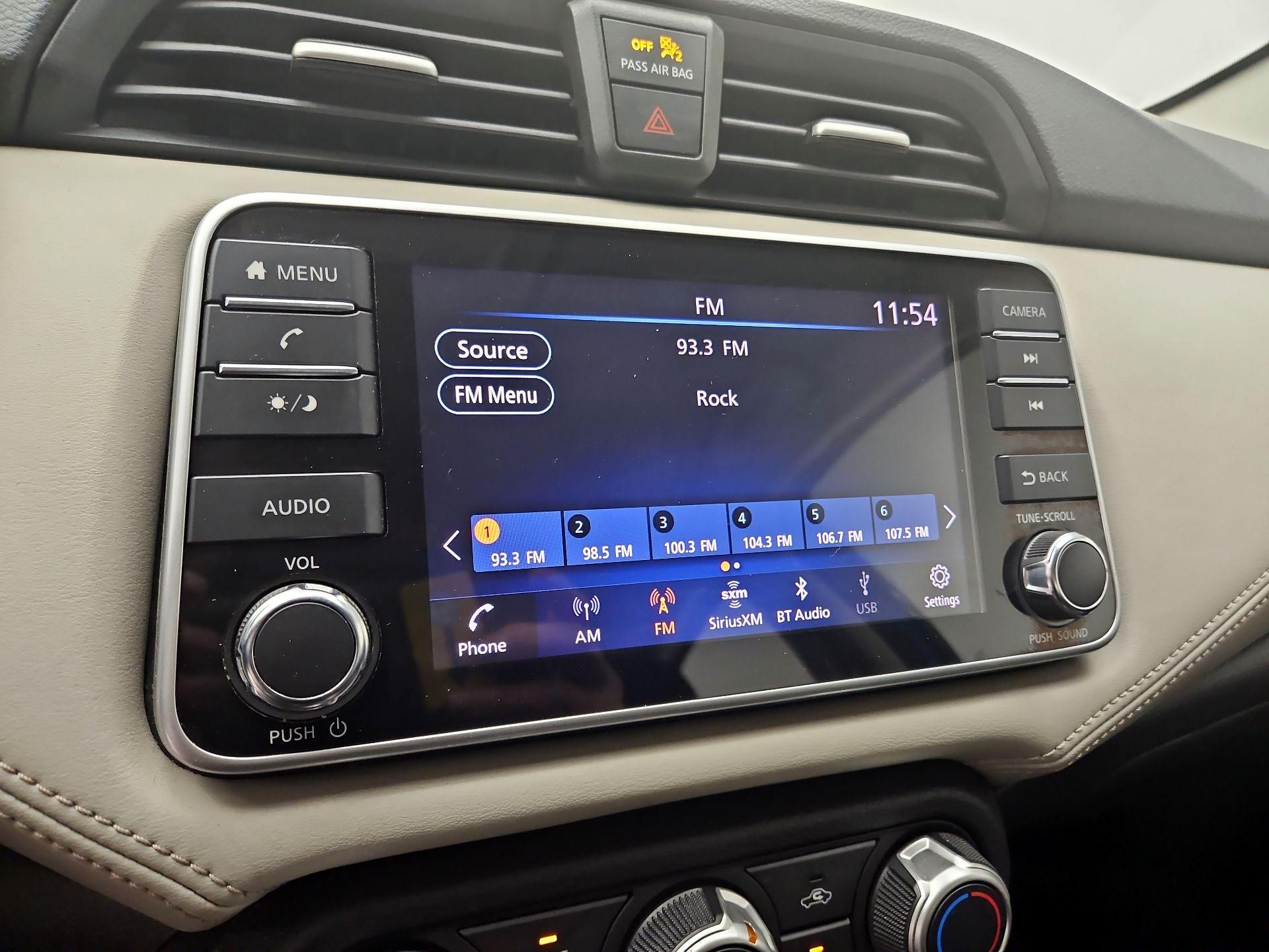 Thumbnail: 2020 Nissan Versa - 15