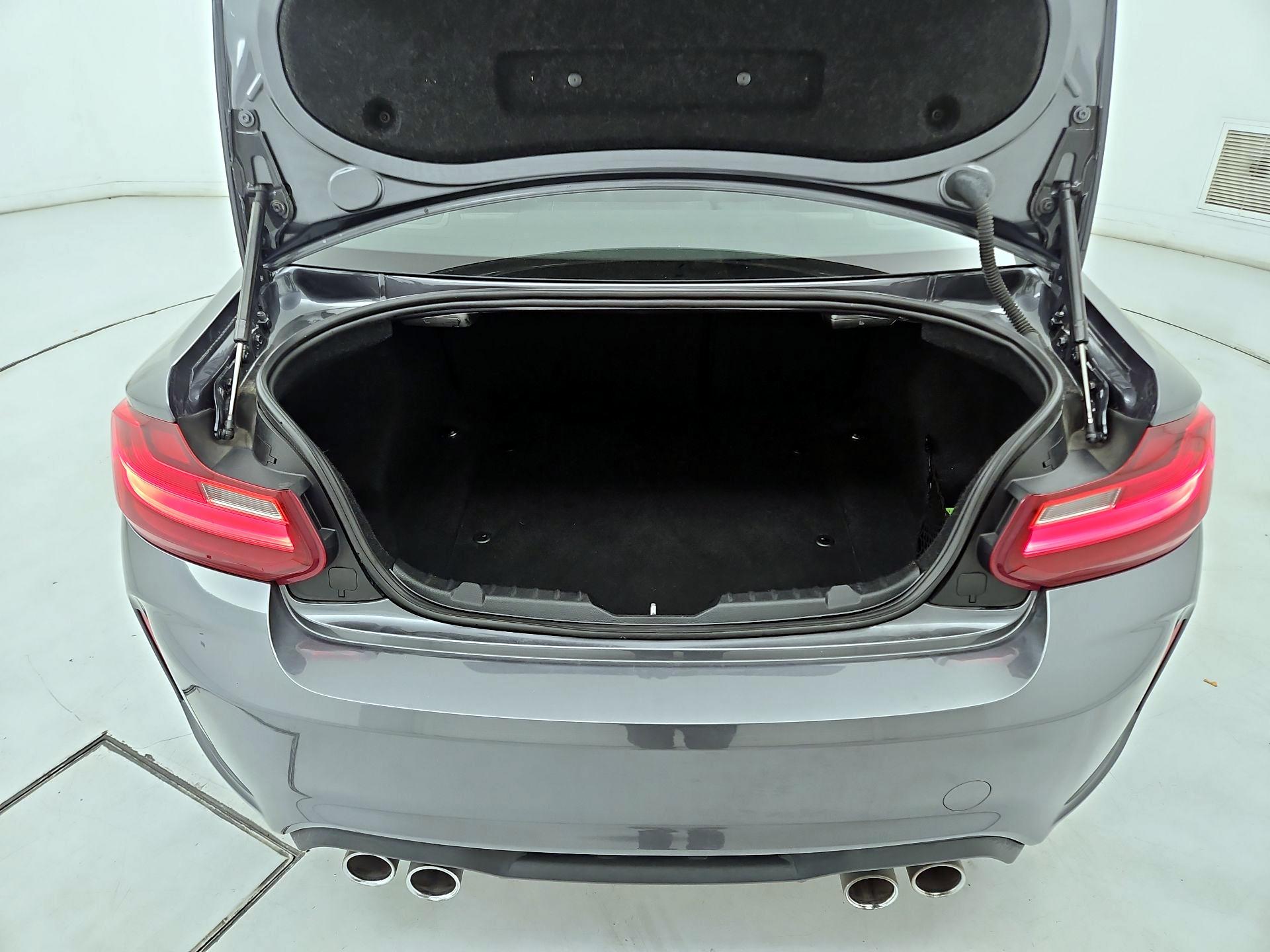Thumbnail: 2017 BMW M2 - 18