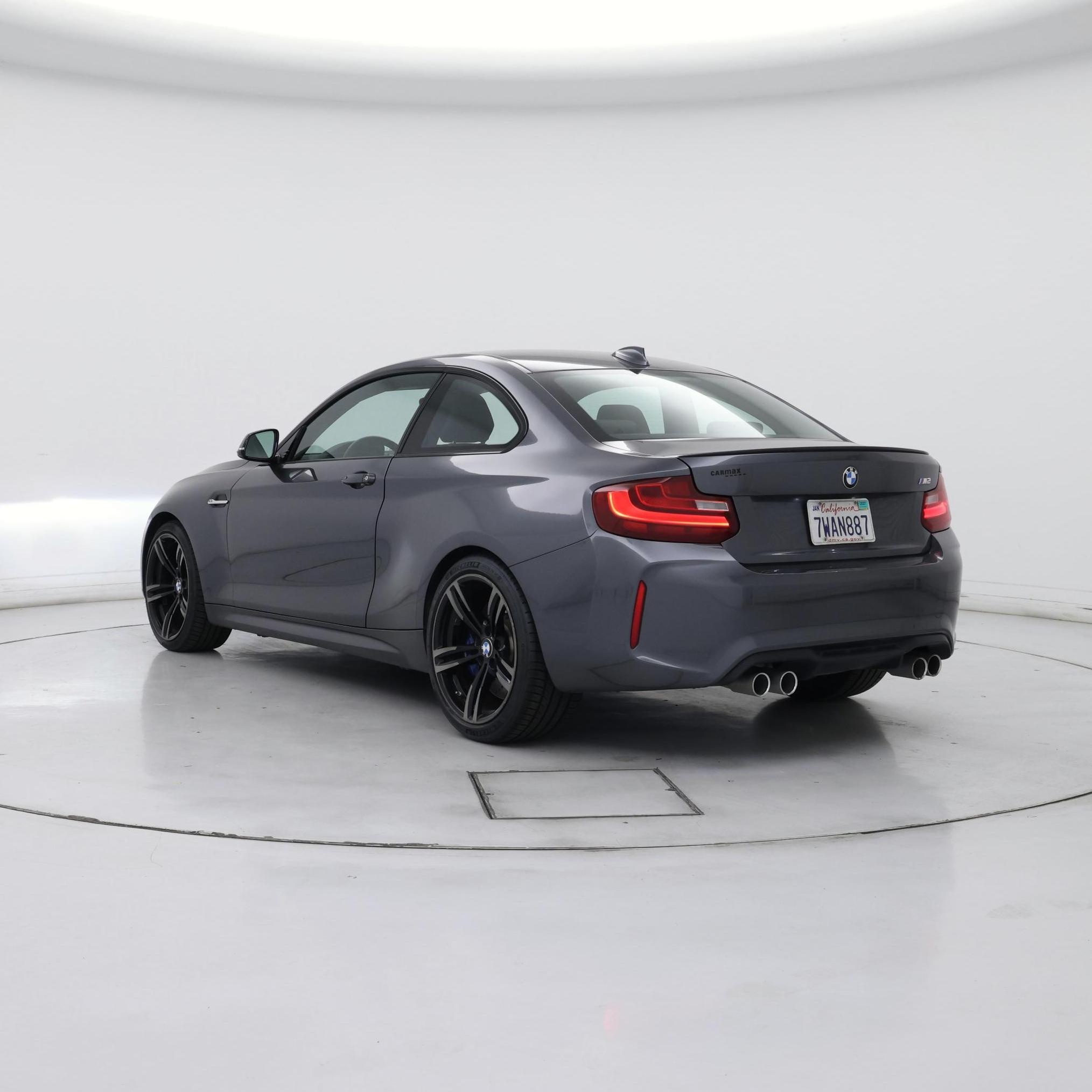 Thumbnail: 2017 BMW M2 - 2
