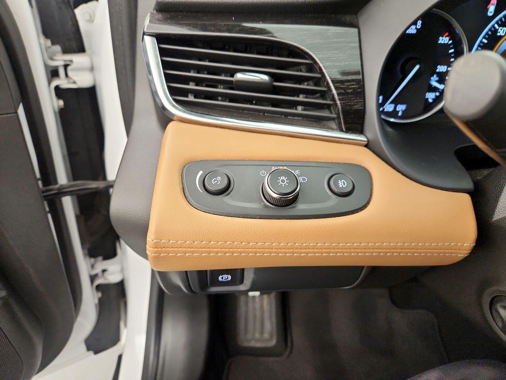 Thumbnail: 2017 Buick LaCrosse - 13