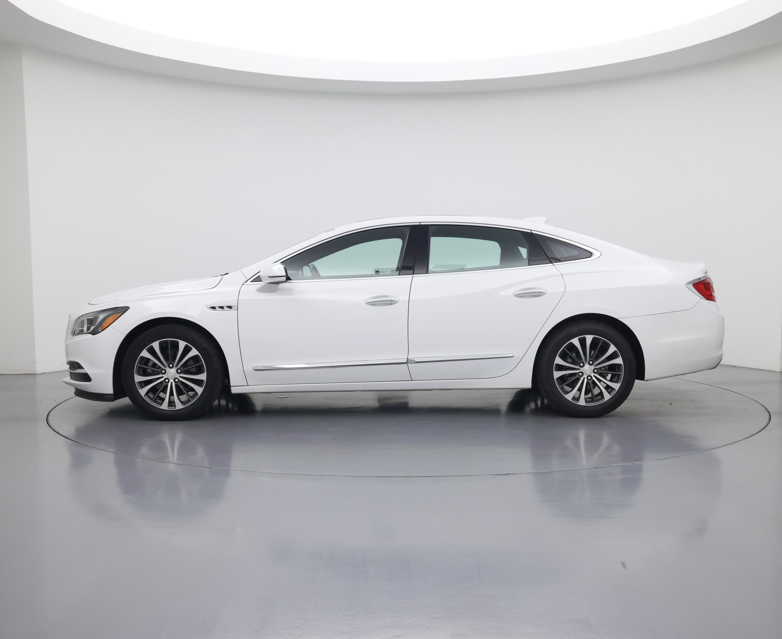 Thumbnail: 2017 Buick LaCrosse - 3