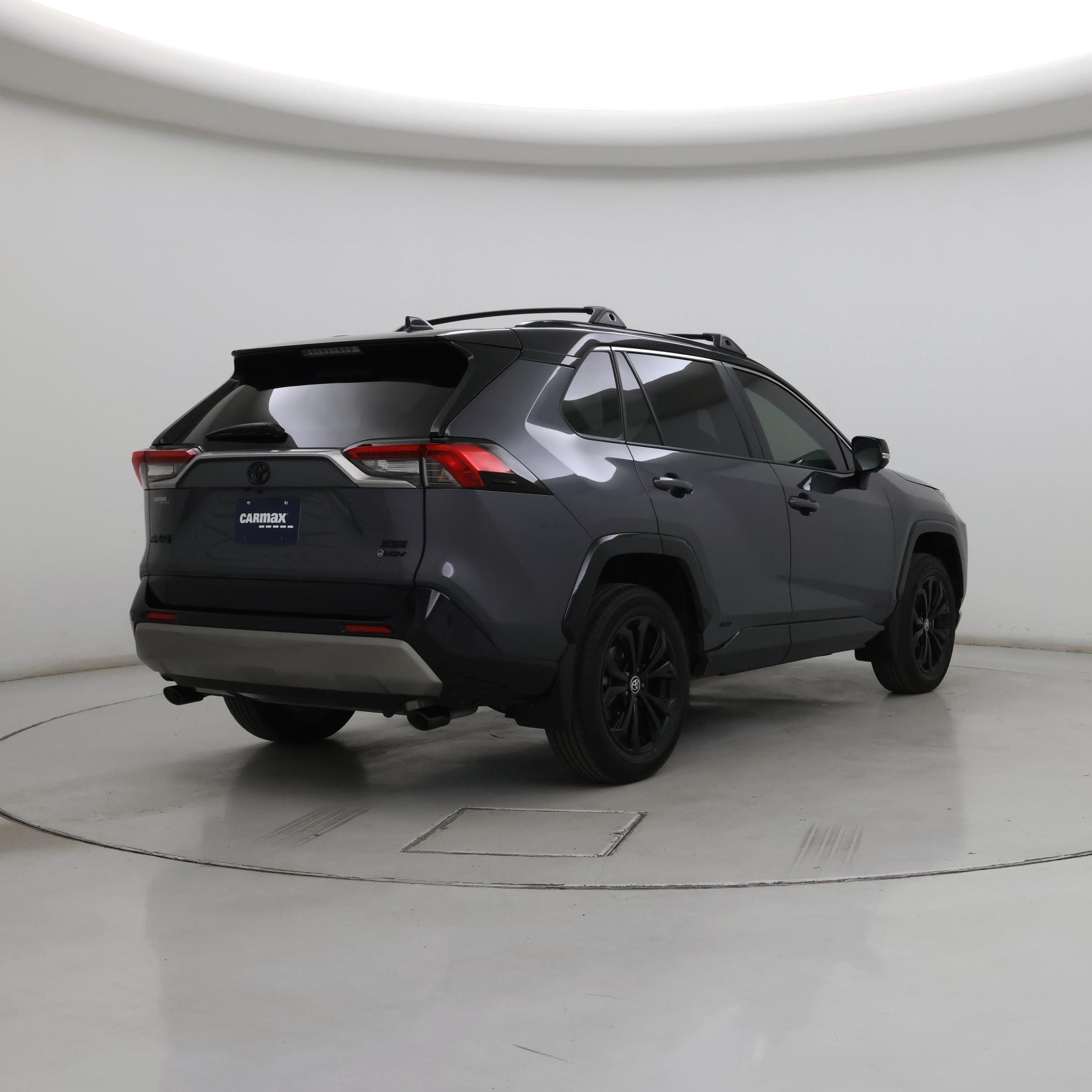 Thumbnail: 2025 Toyota RAV4 - 8