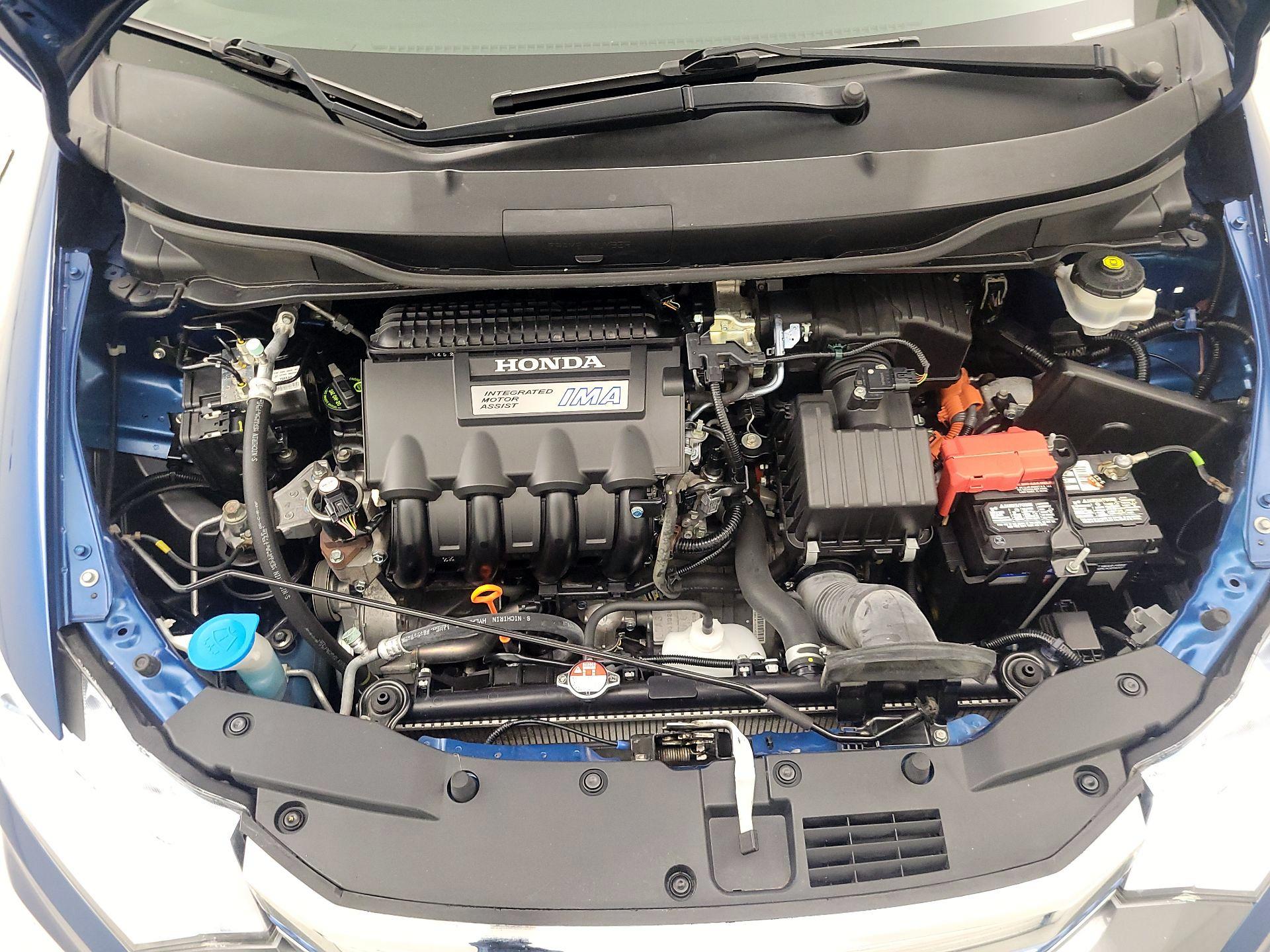 Thumbnail: 2014 Honda Insight - 19