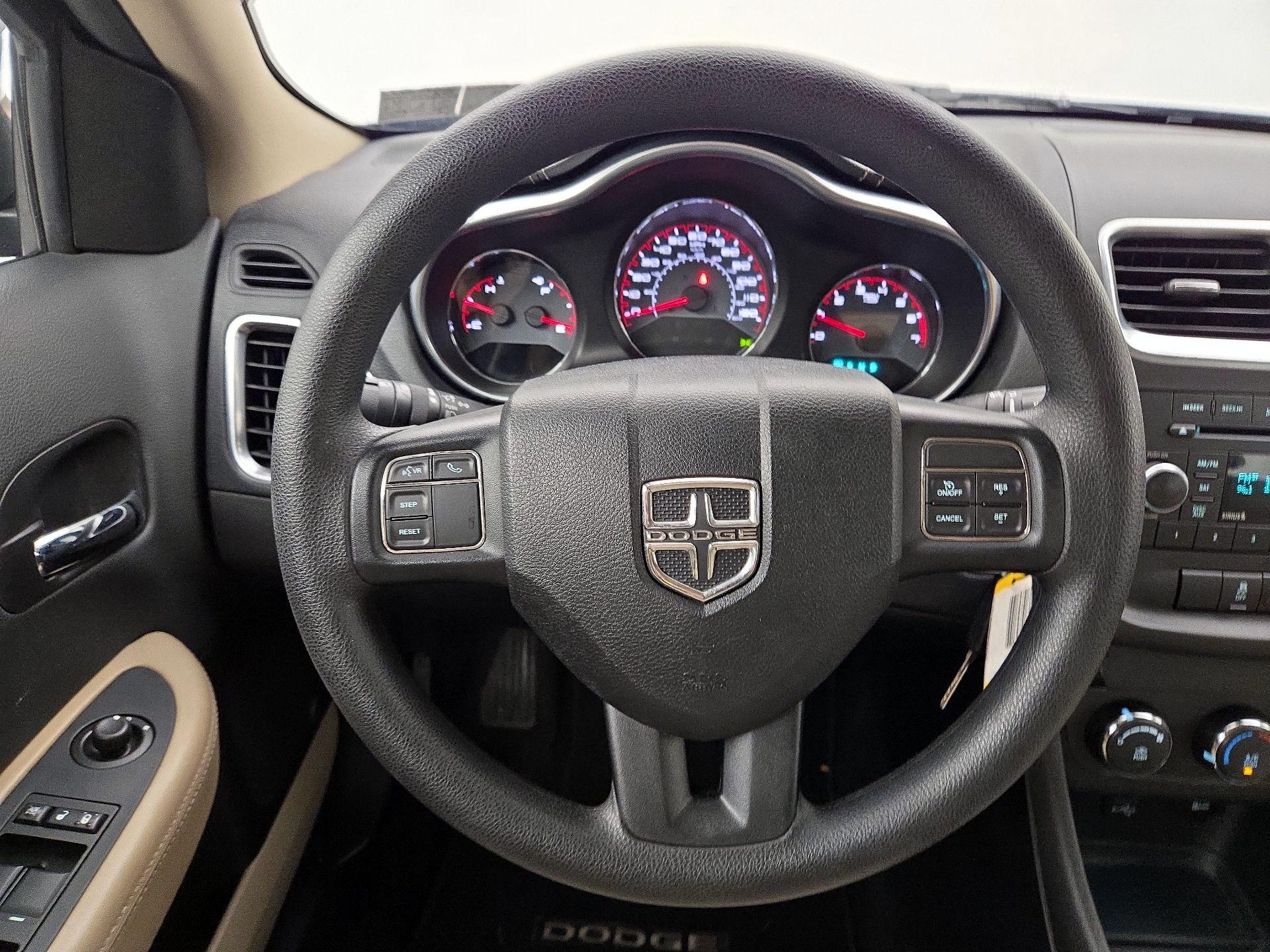 Thumbnail: 2014 Dodge Avenger - 10