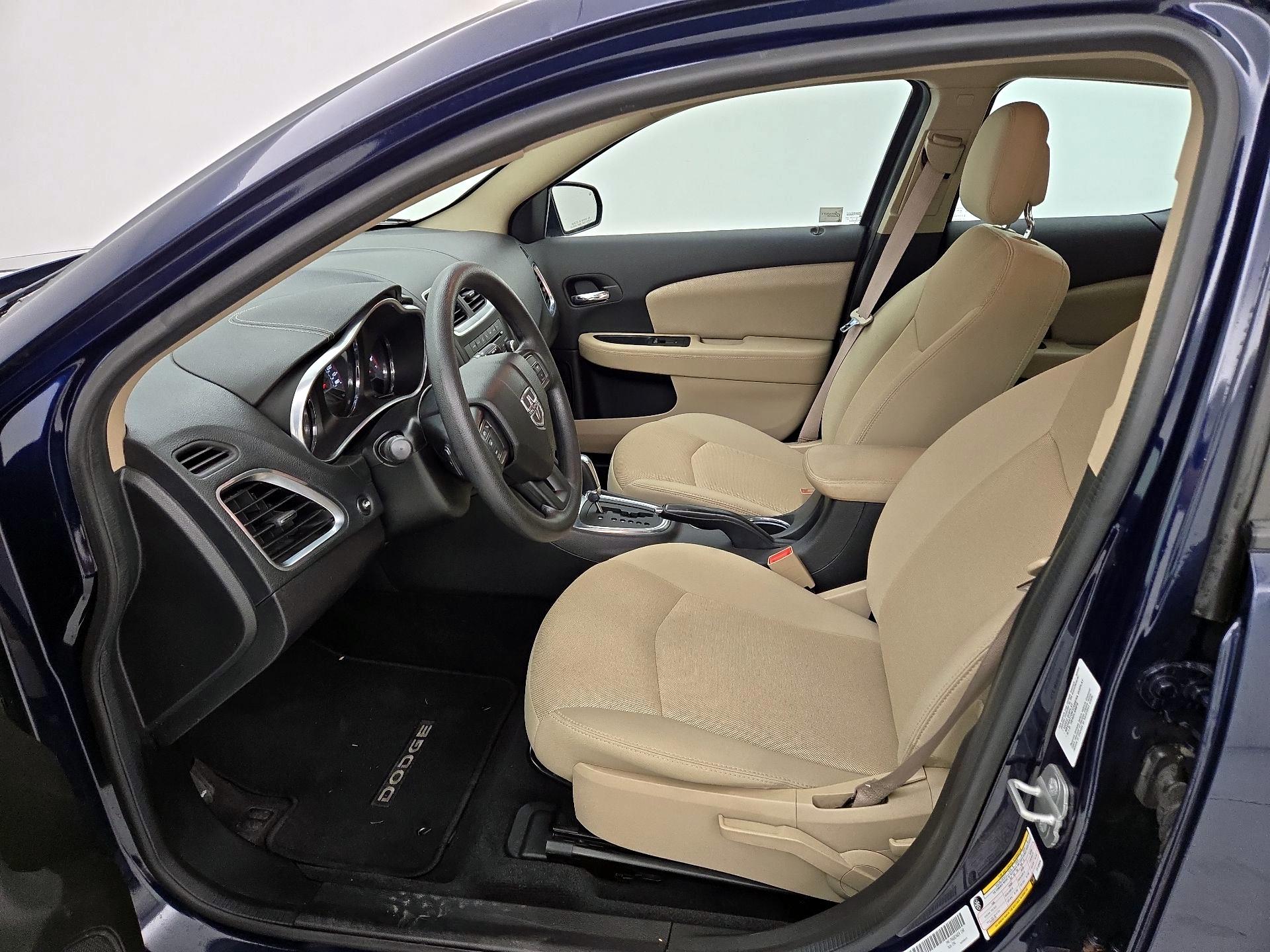 Thumbnail: 2014 Dodge Avenger - 11