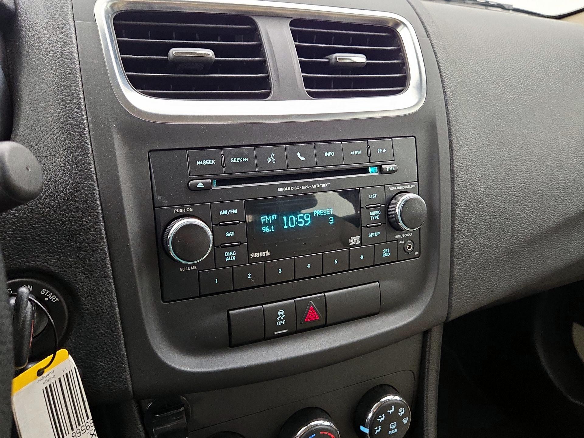 Thumbnail: 2014 Dodge Avenger - 13